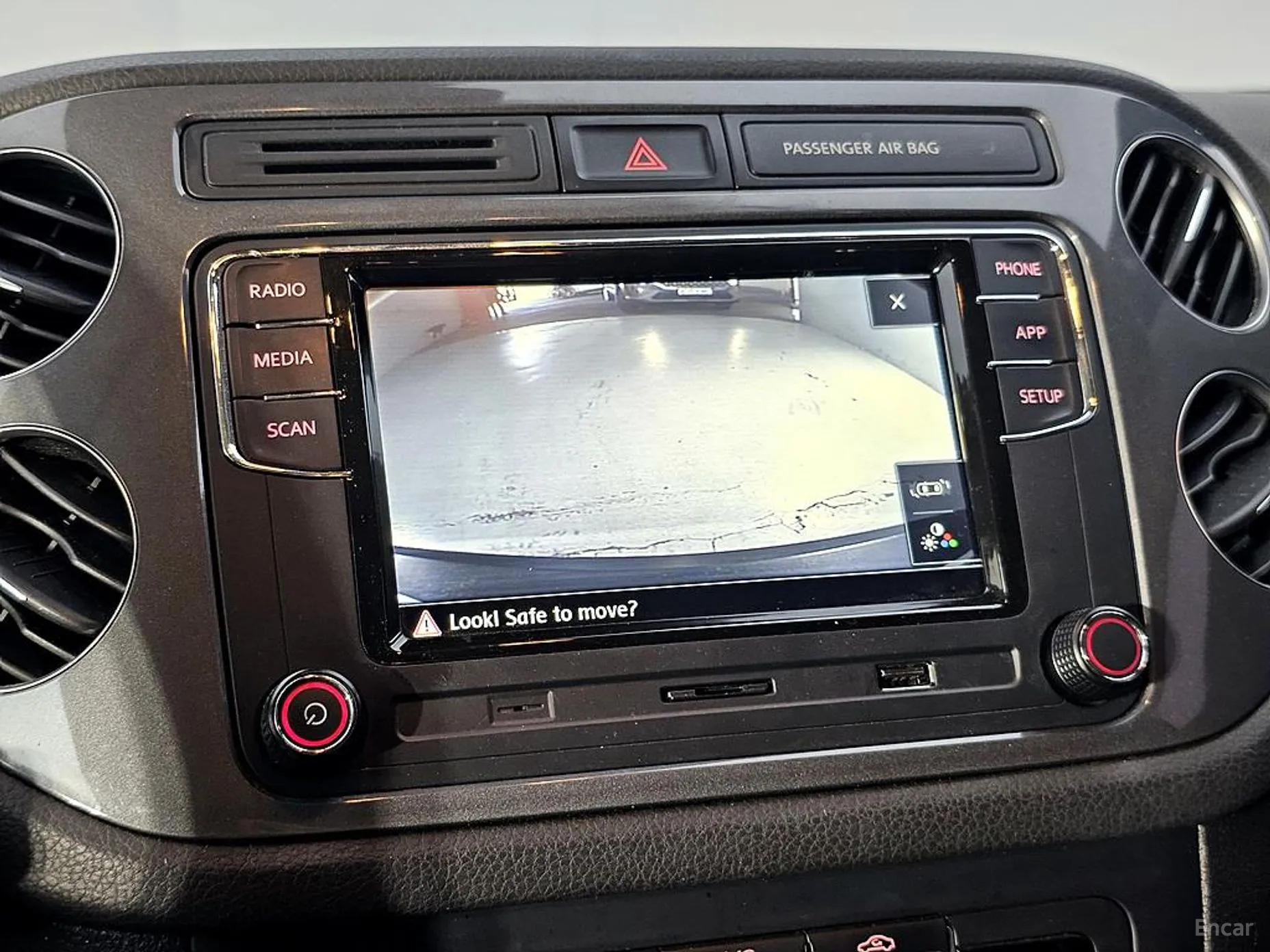 Volkswagen New Tiguan превью 14