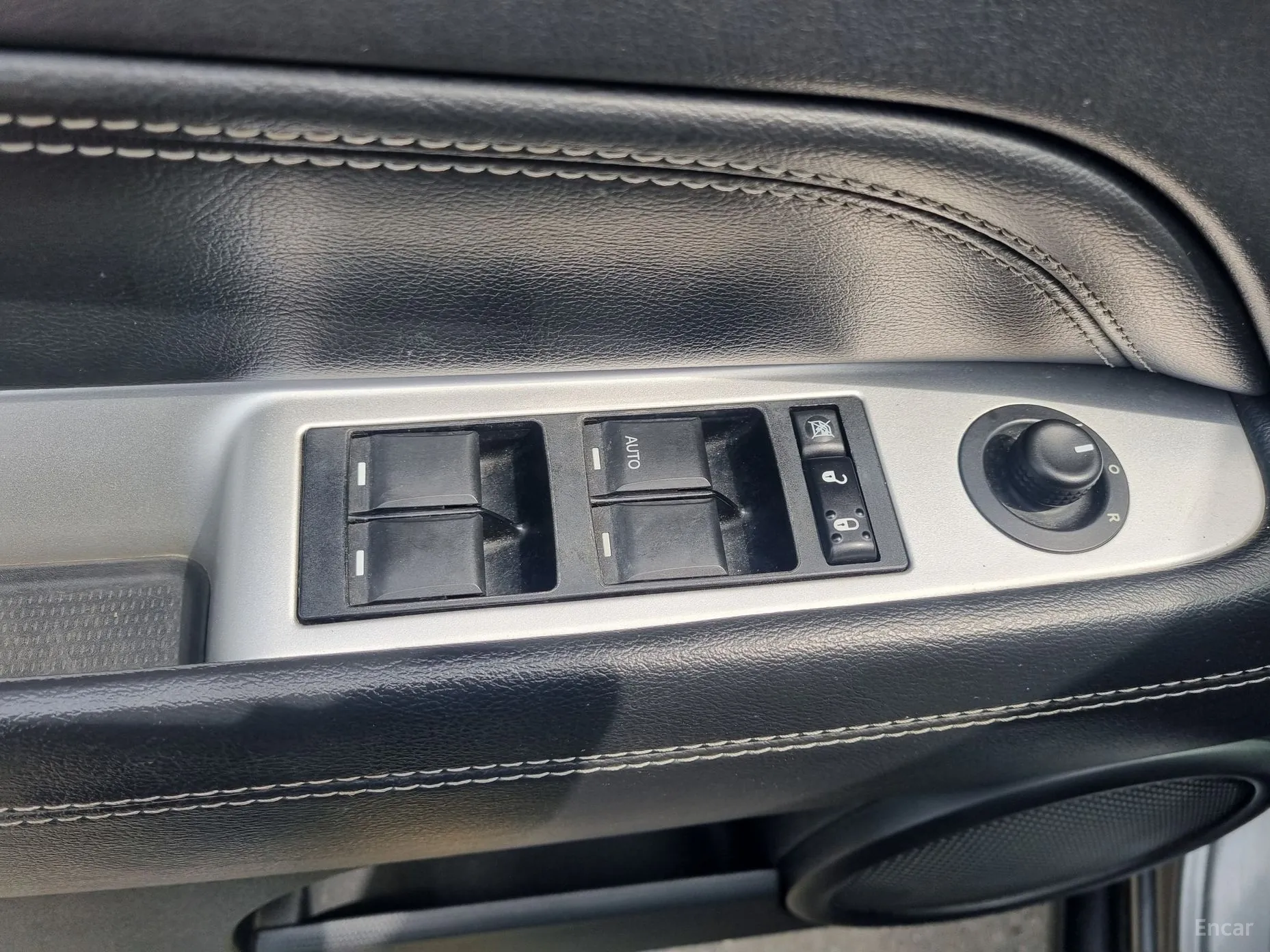 Jeep Compass превью 14