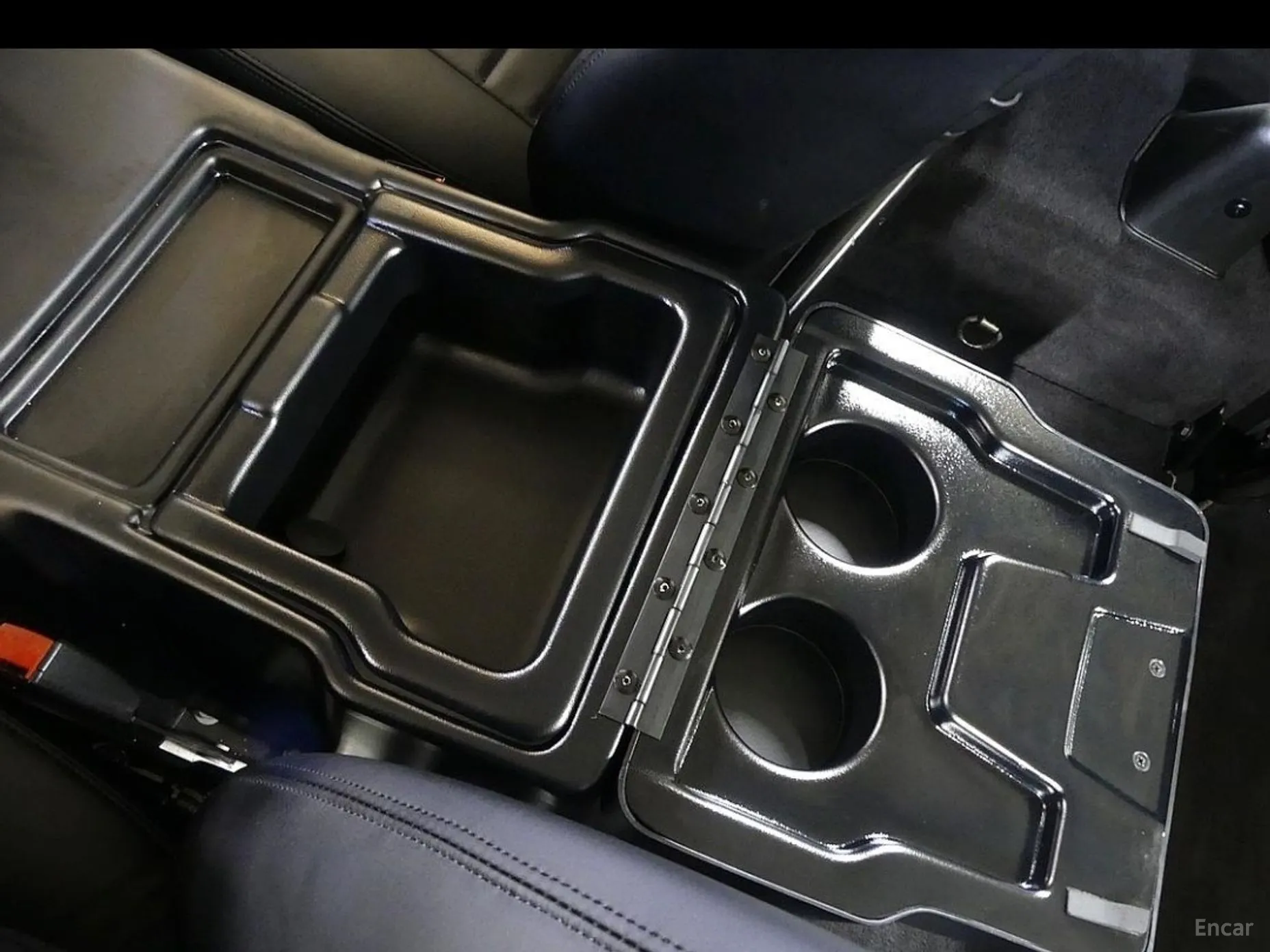 Land Rover Defender превью 16
