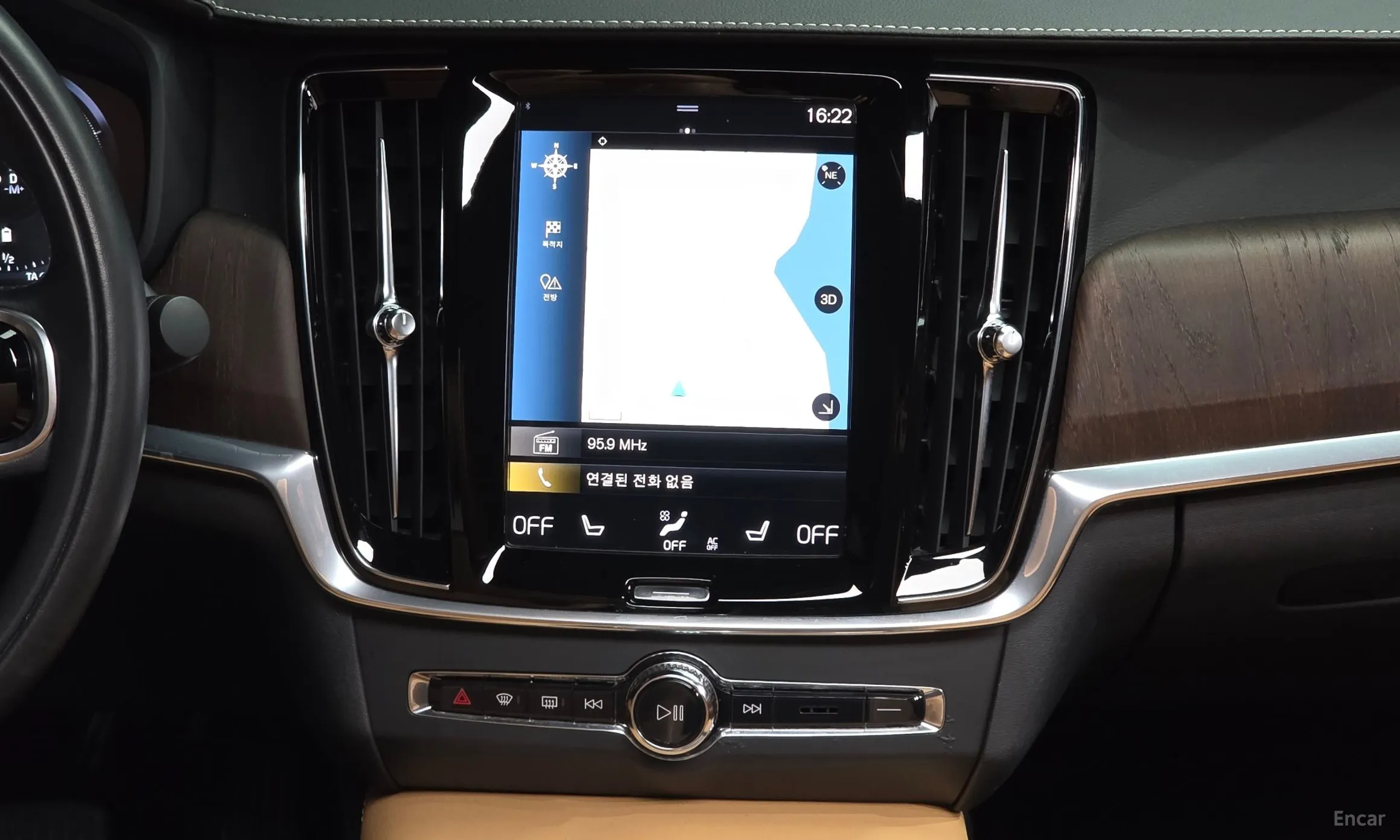 Volvo S90 превью 14