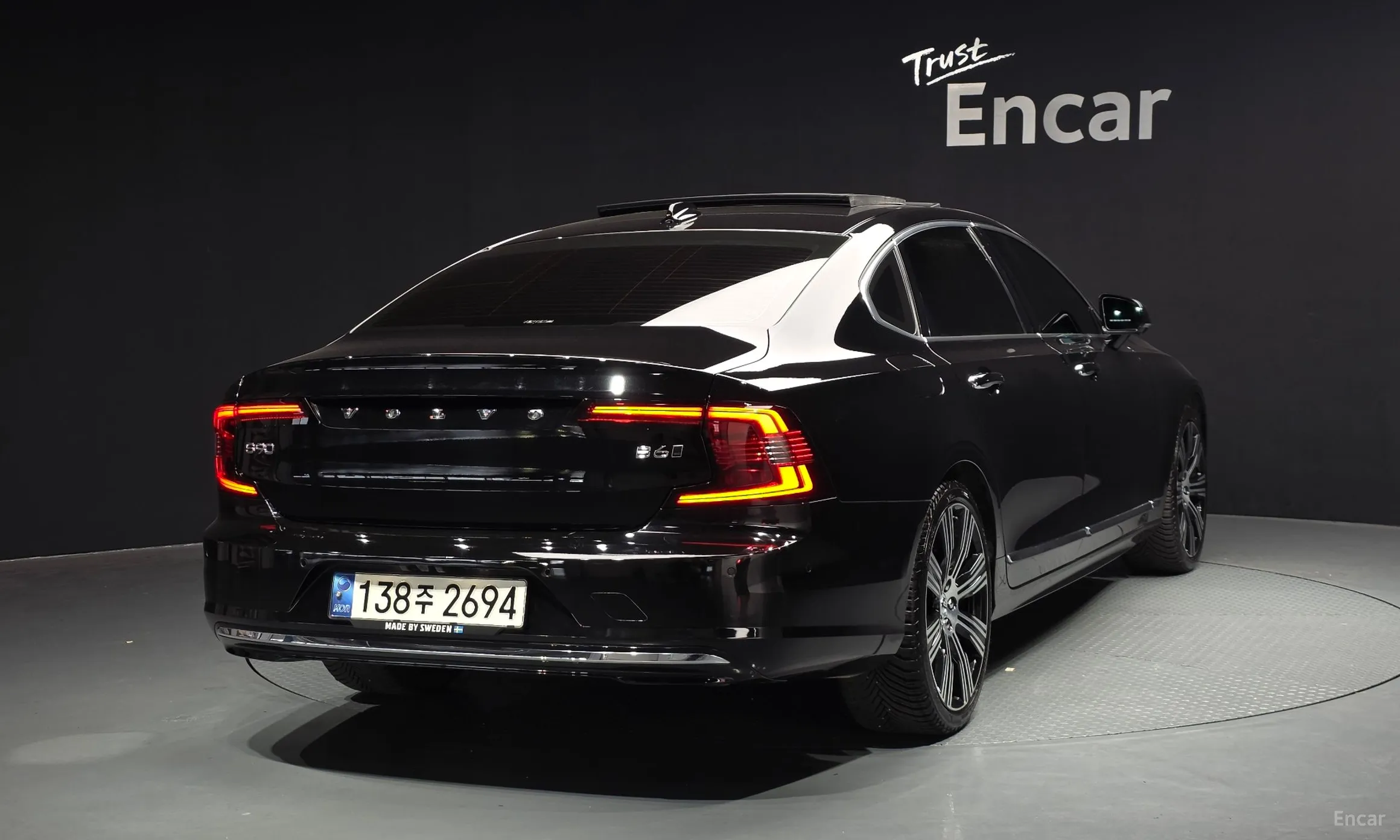 Volvo S90