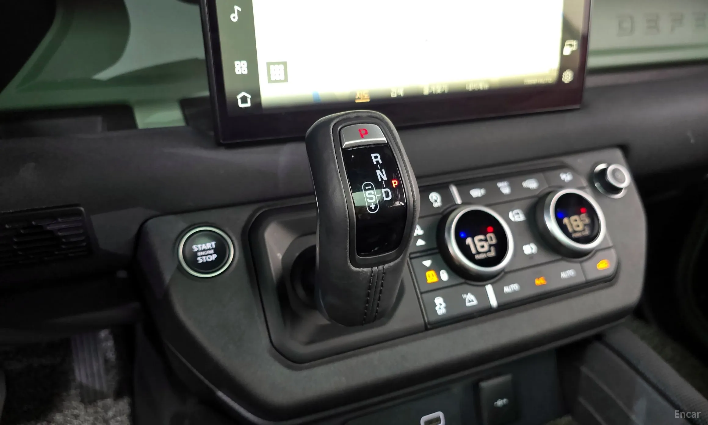 Land Rover Defender (L663) превью 9