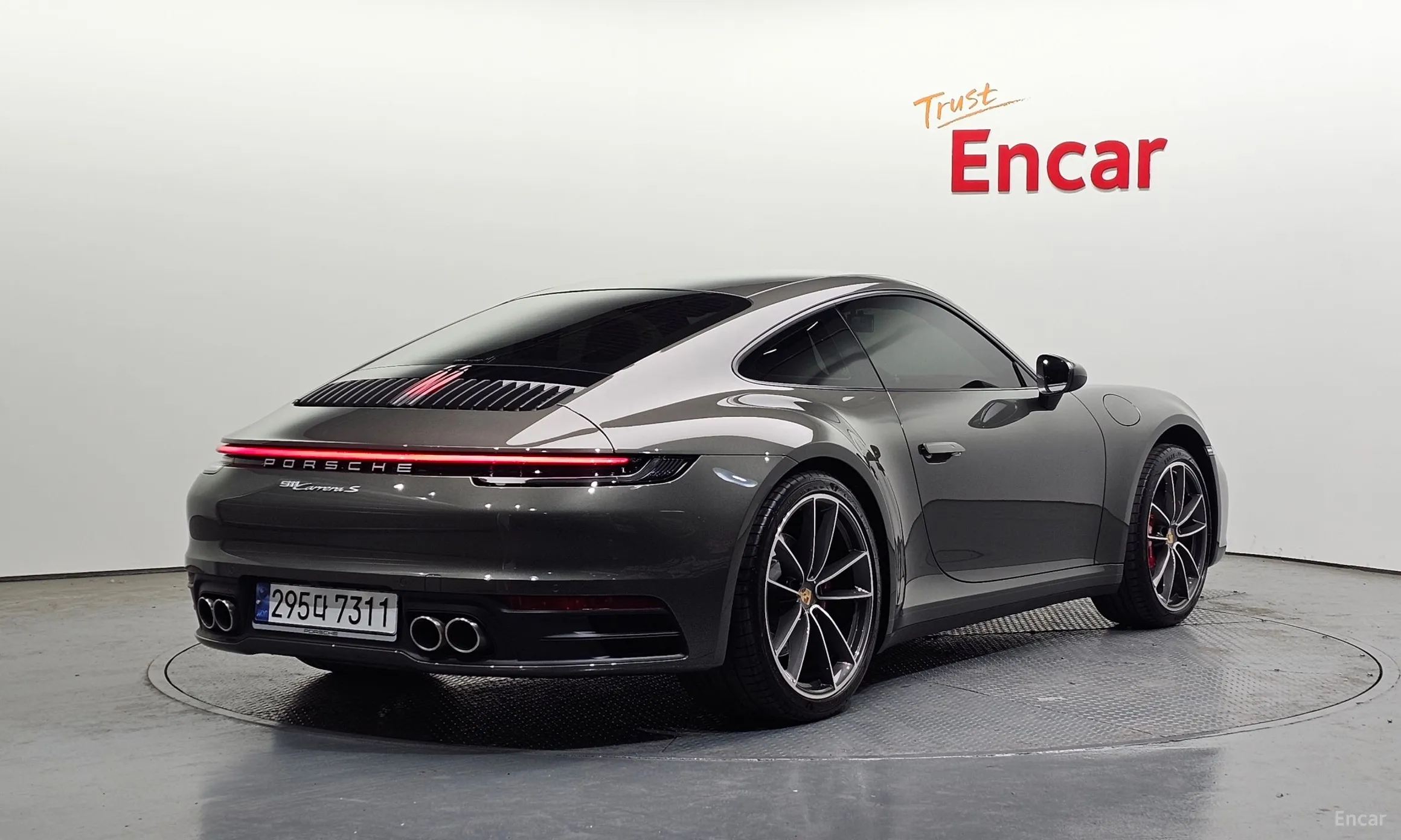 Porsche 911 (992)