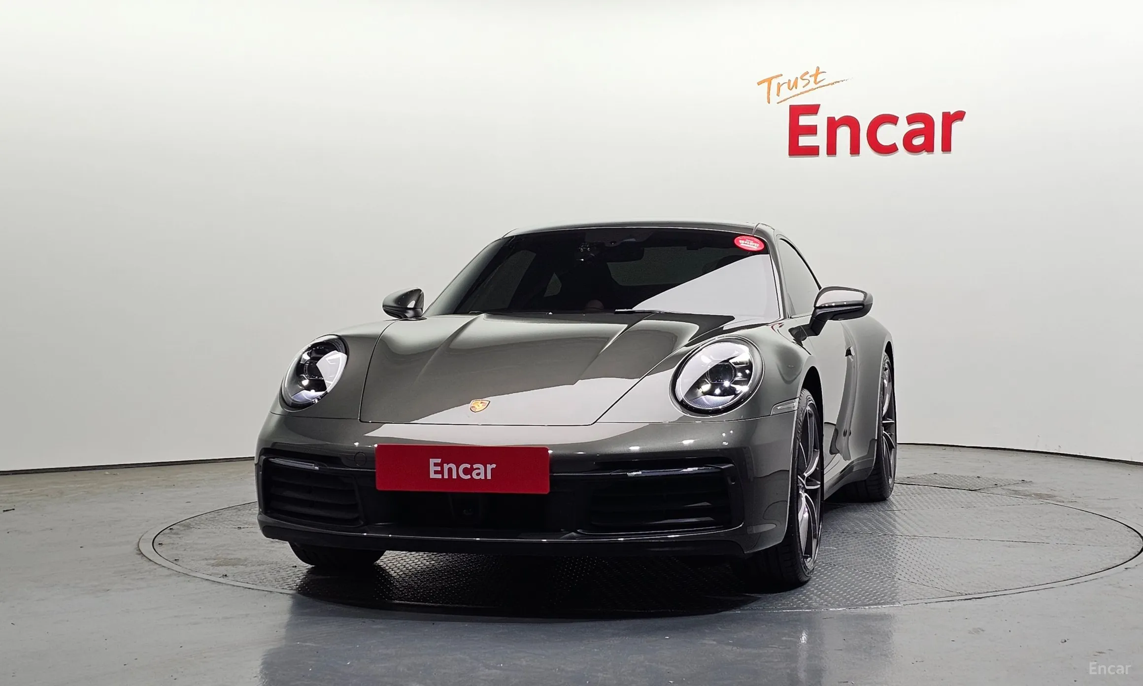 Porsche 911 (992) превью 3
