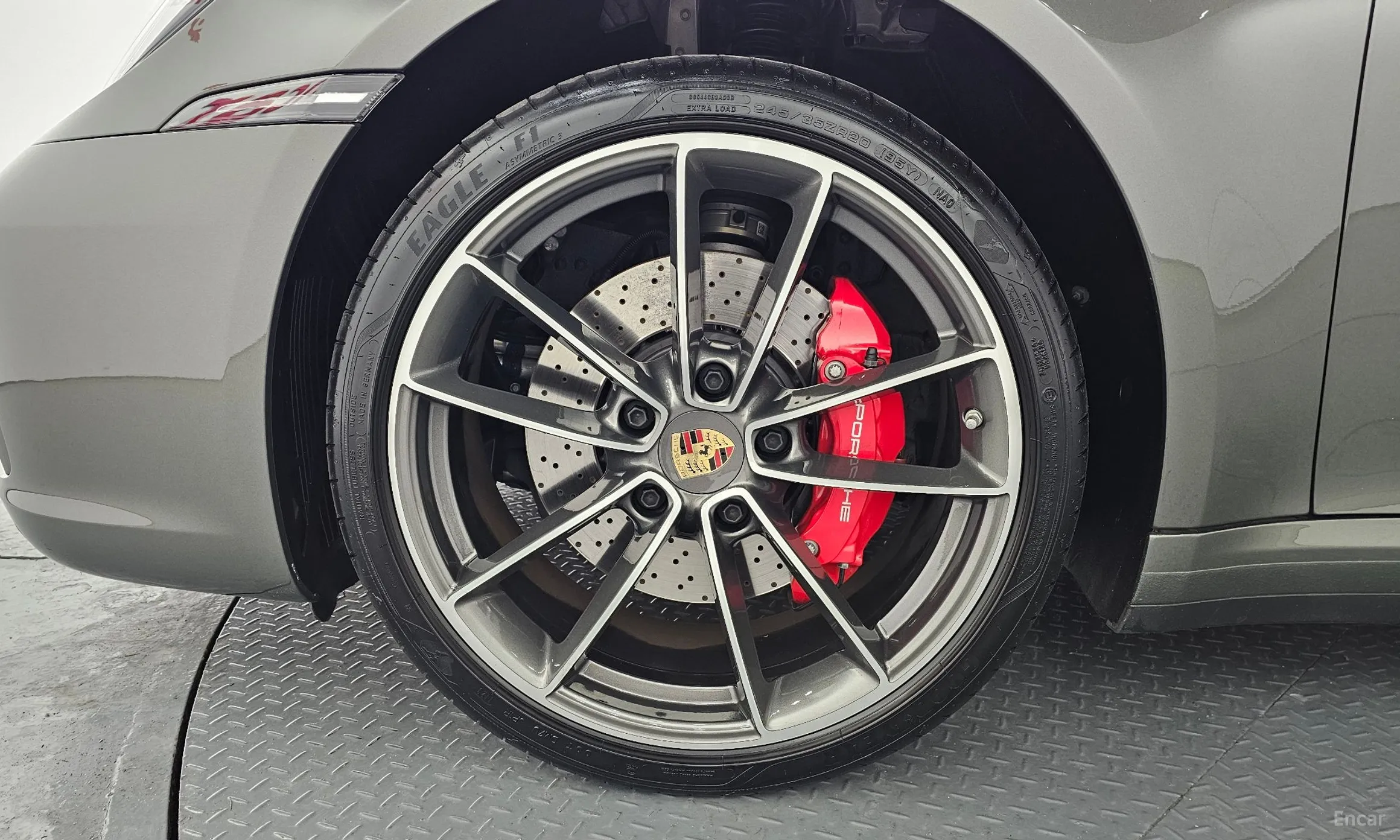 Porsche 911 (992) превью 5