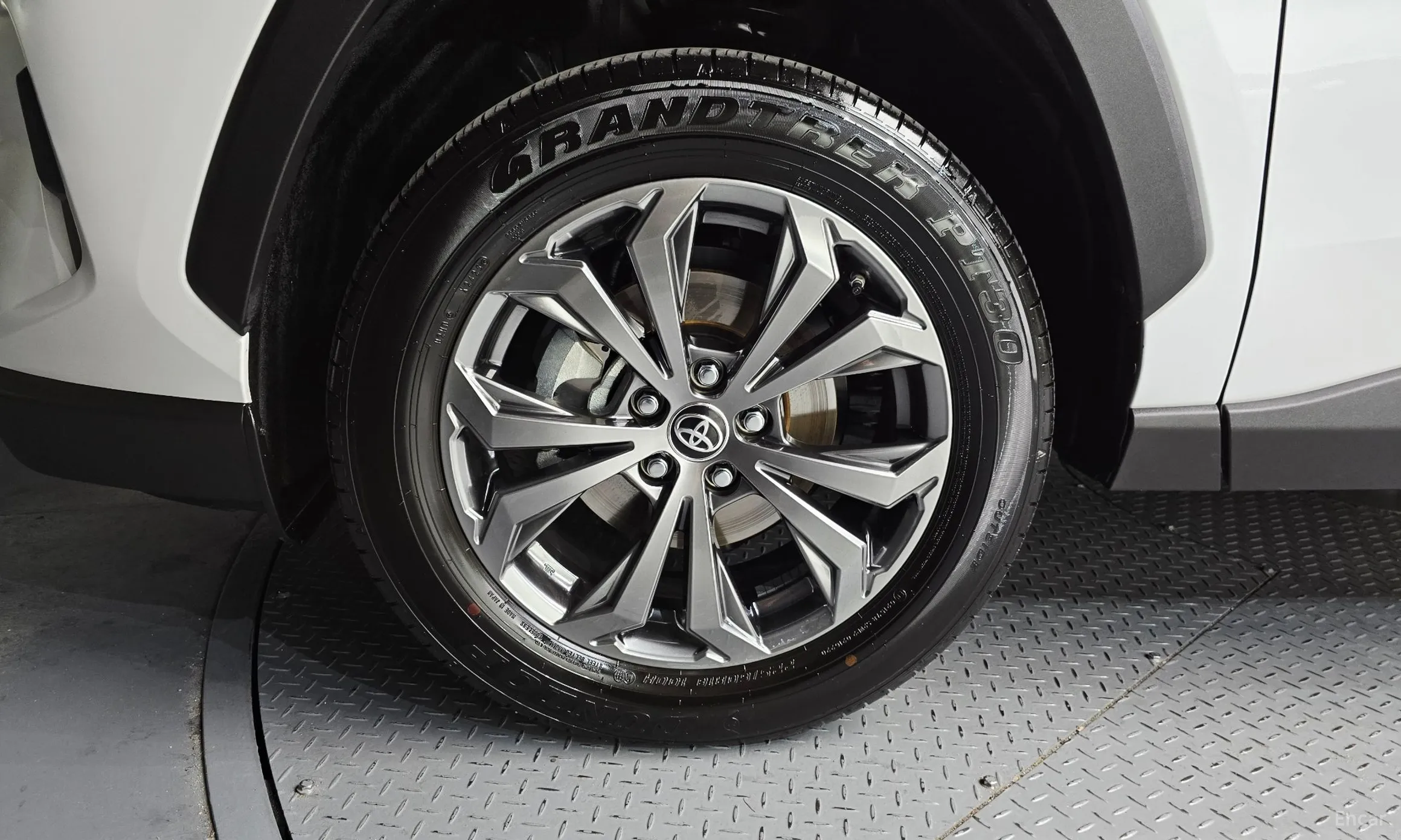 Toyota RAV4 5th Generation превью 5