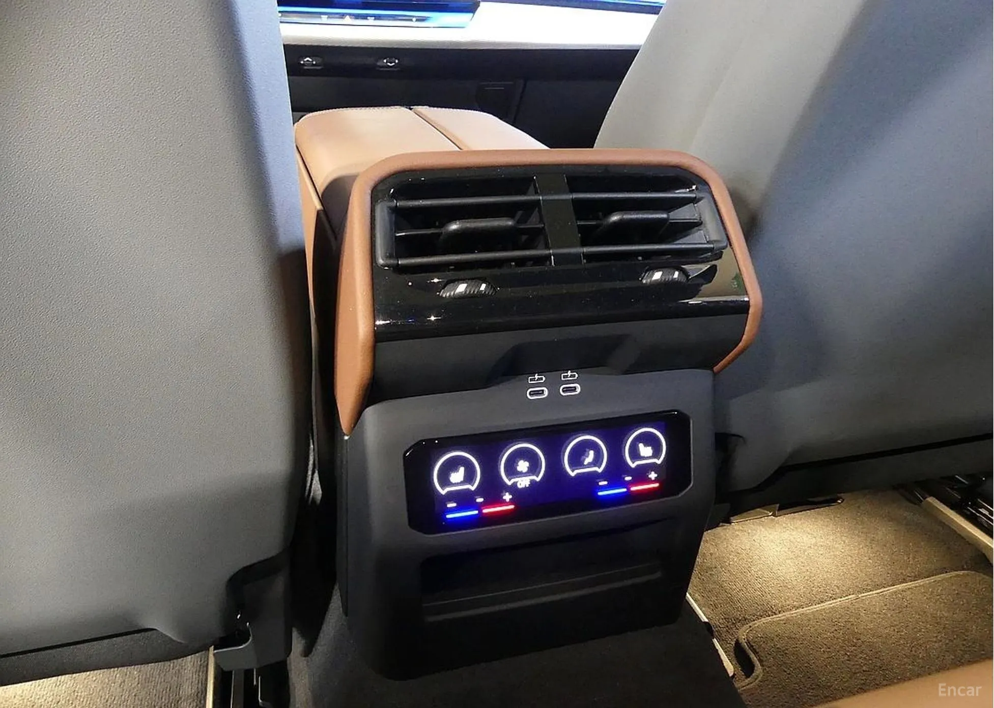 BMW 5 Series (G60) превью 18