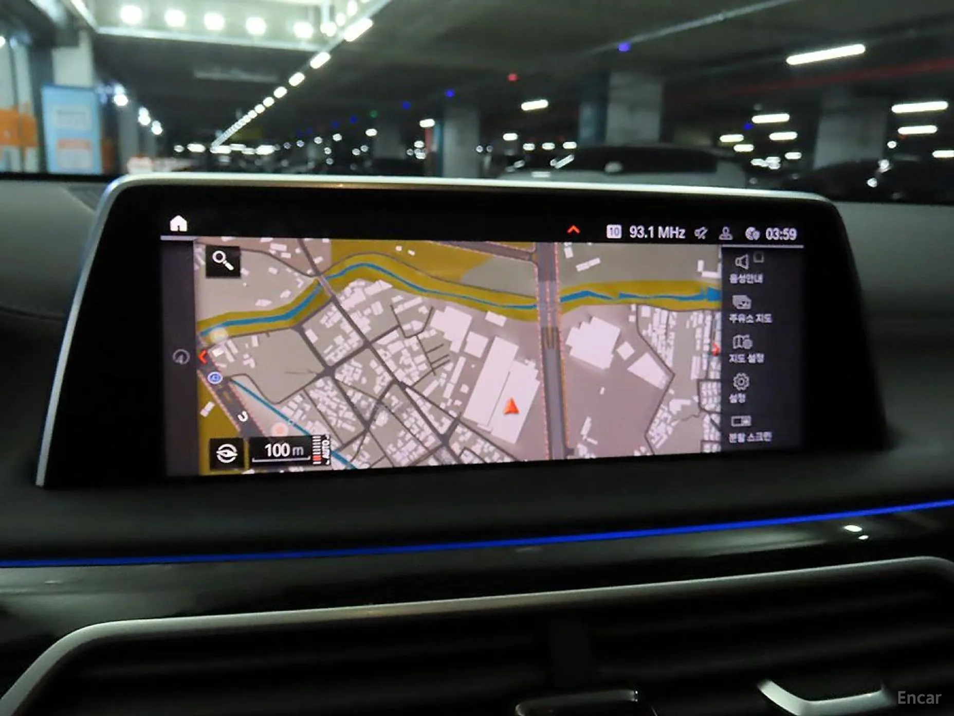 BMW 7 Series (G11) превью 13