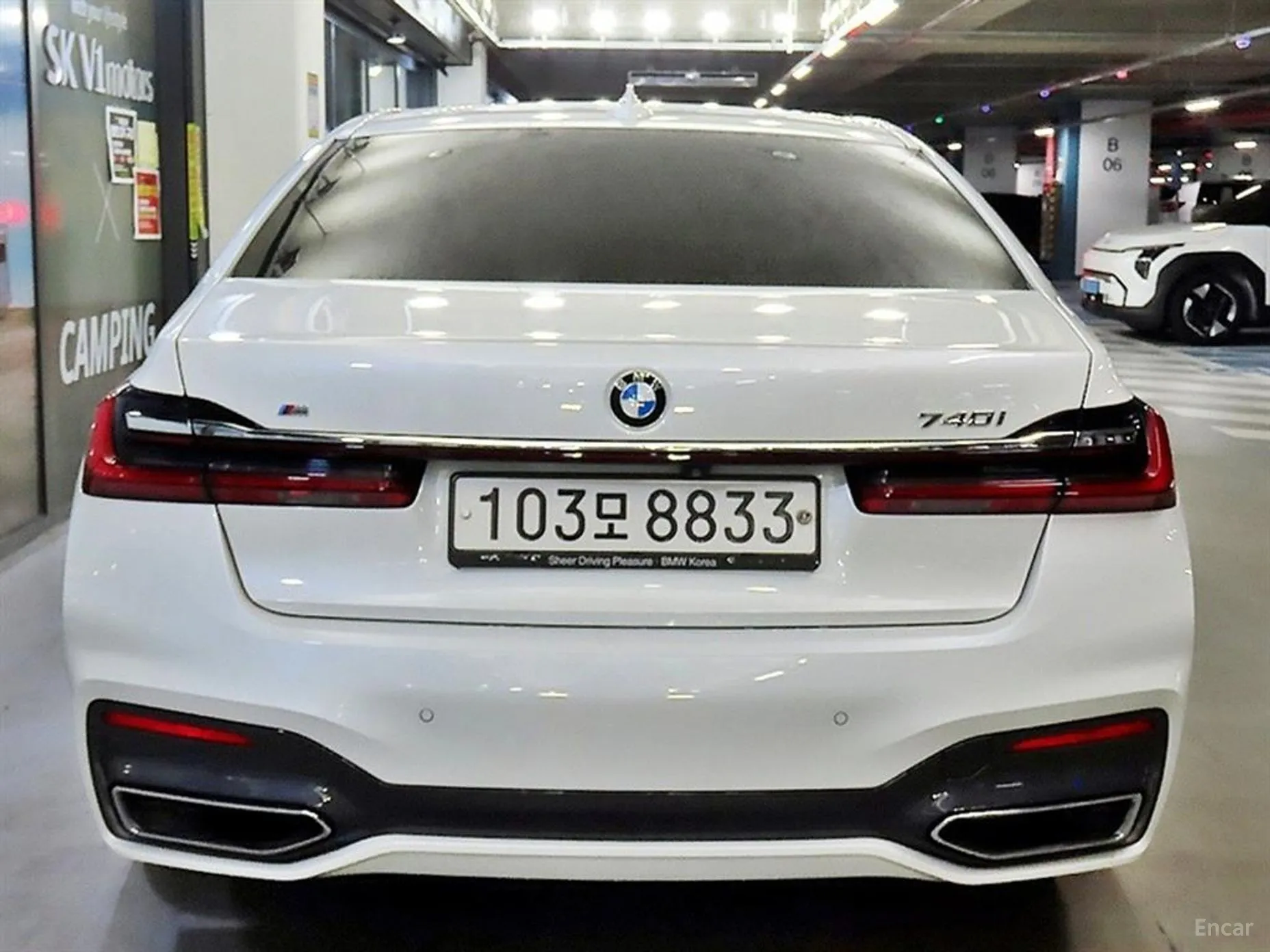 BMW 7 Series (G11) превью 5