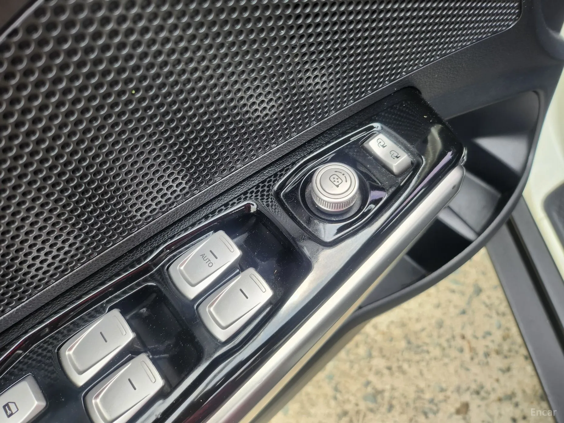 KG Mobility (SsangYong) Tivoli, Lazio превью 14