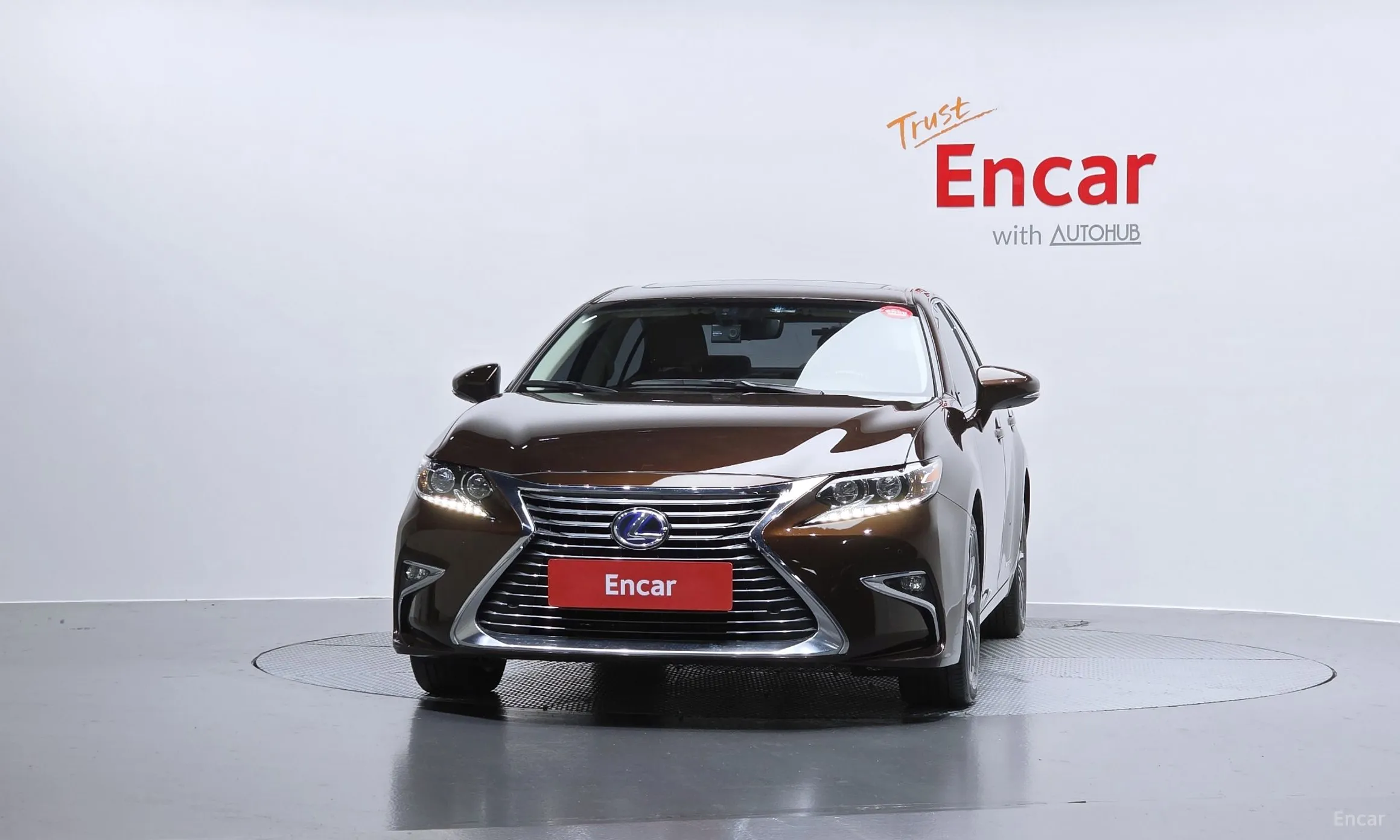Lexus New ES300h превью 3