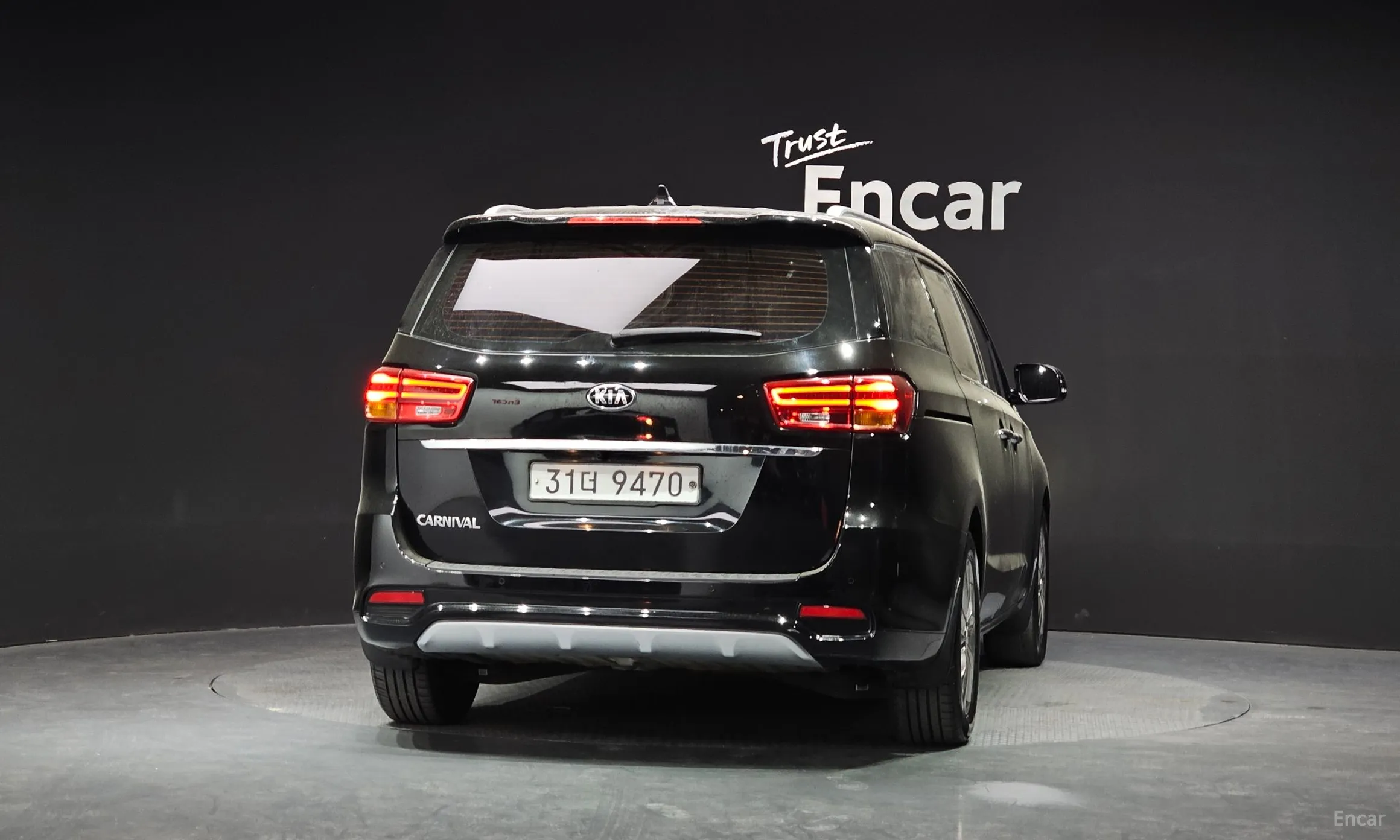 Kia Carnival превью 4
