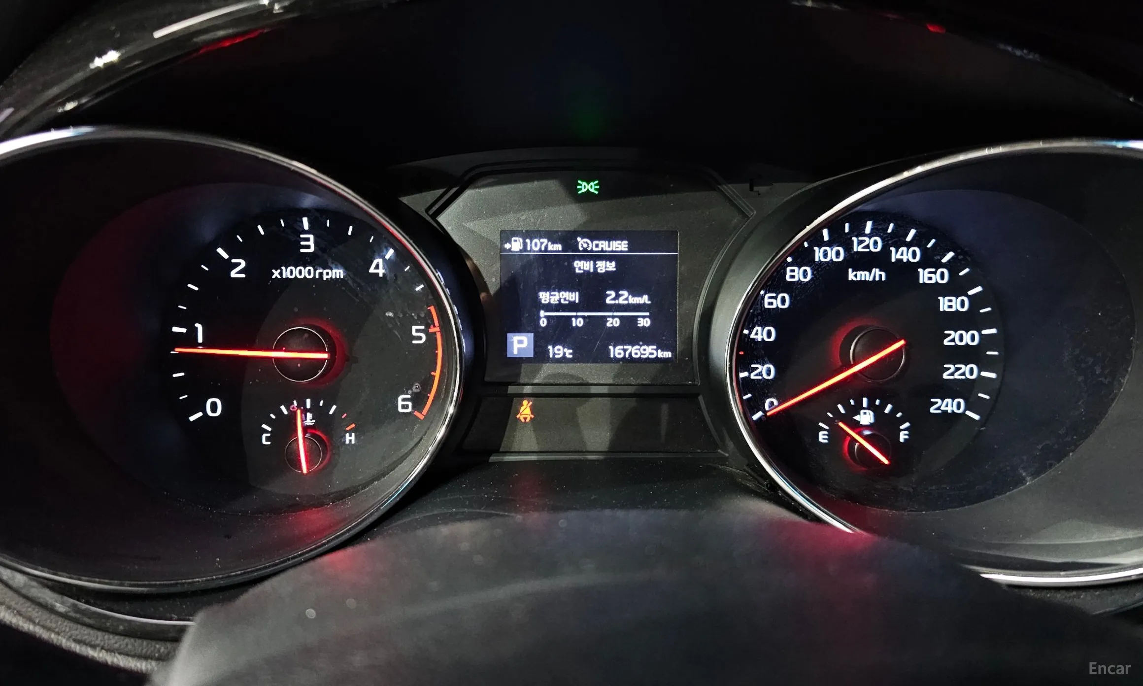 Kia Carnival превью 8