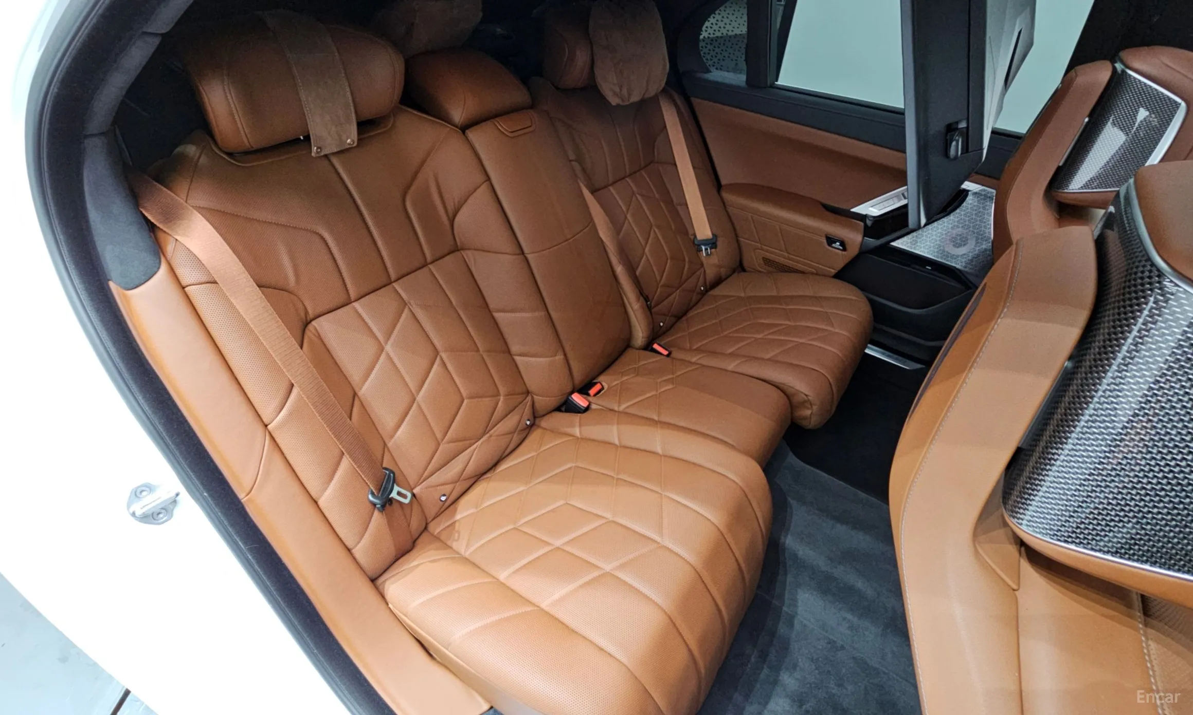 BMW 7 Series (G70) превью 11