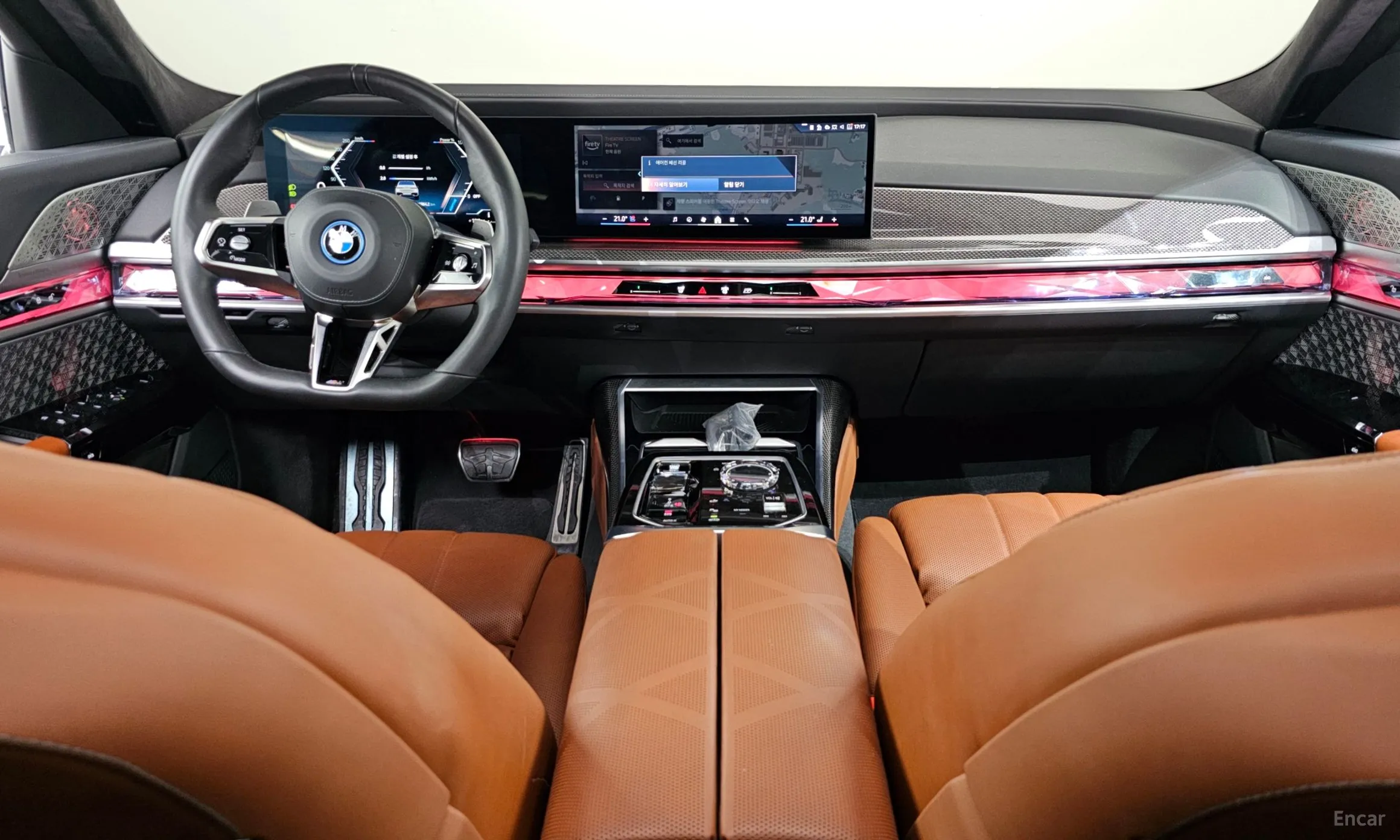 BMW 7 Series (G70) превью 7
