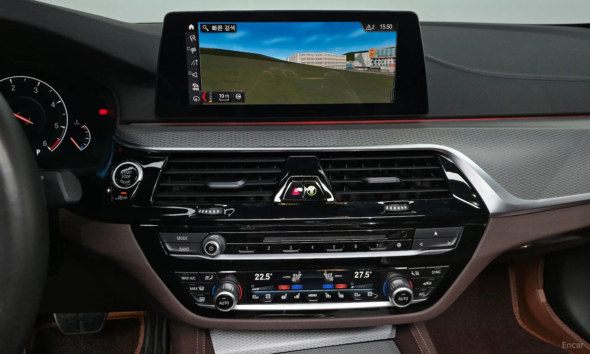BMW 5 Series (G30) превью 16
