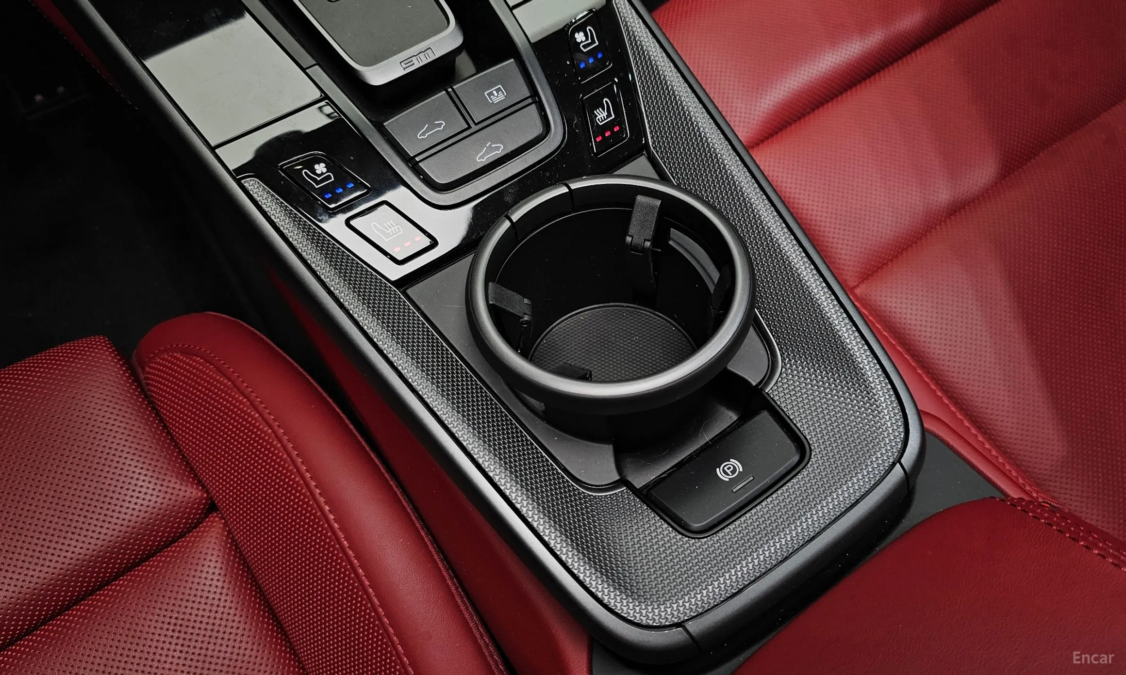 Porsche 911 (992) превью 19