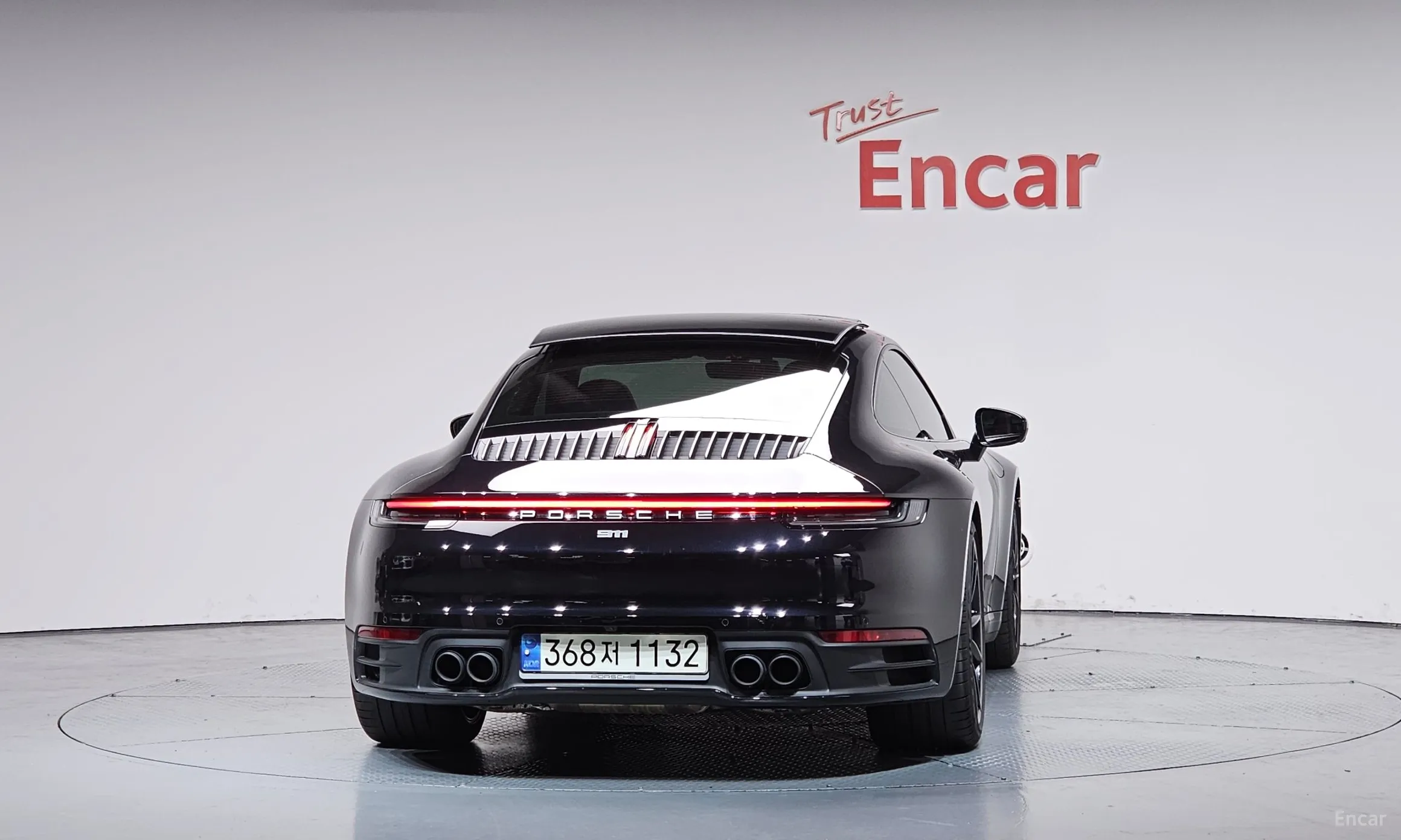 Porsche 911 (992) превью 4