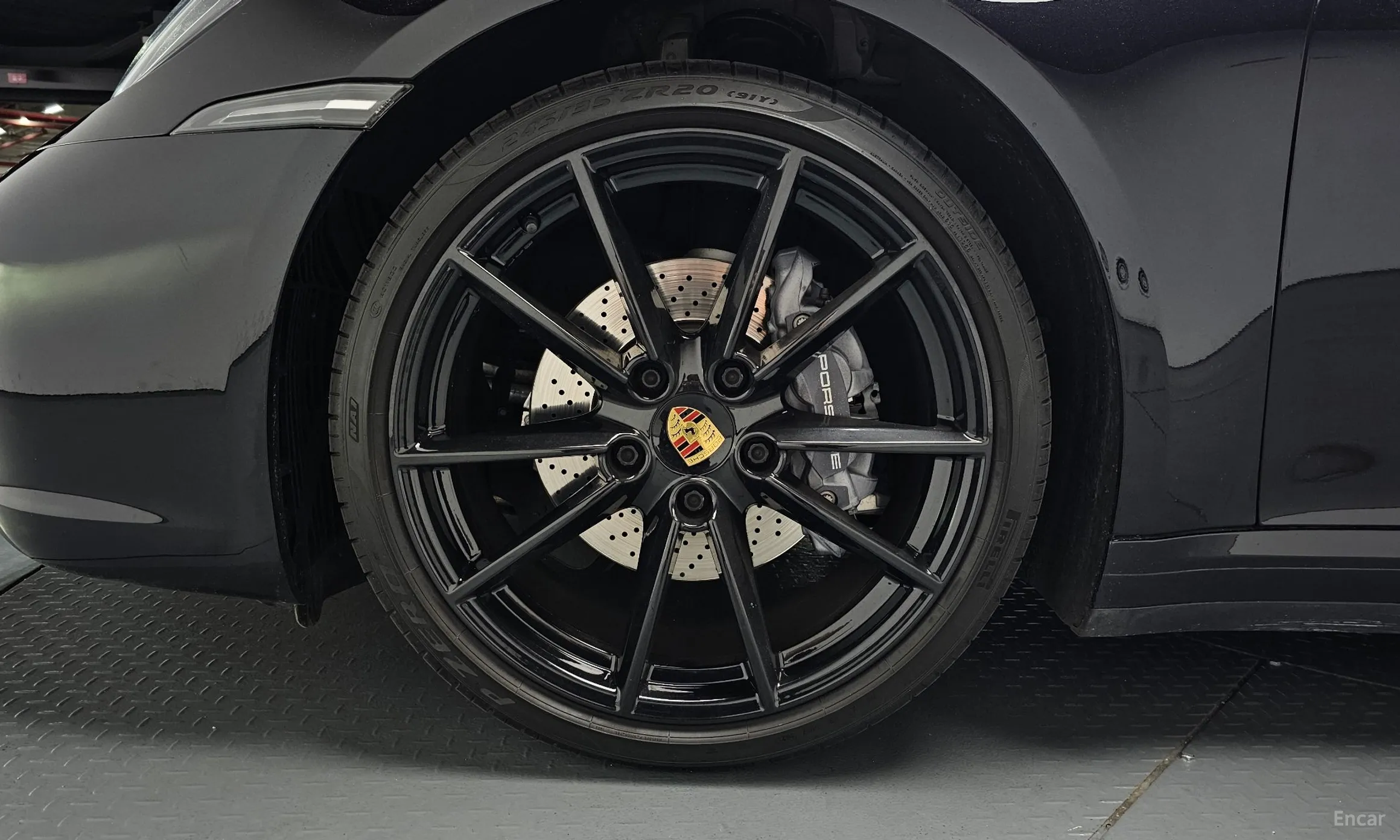 Porsche 911 (992) превью 5