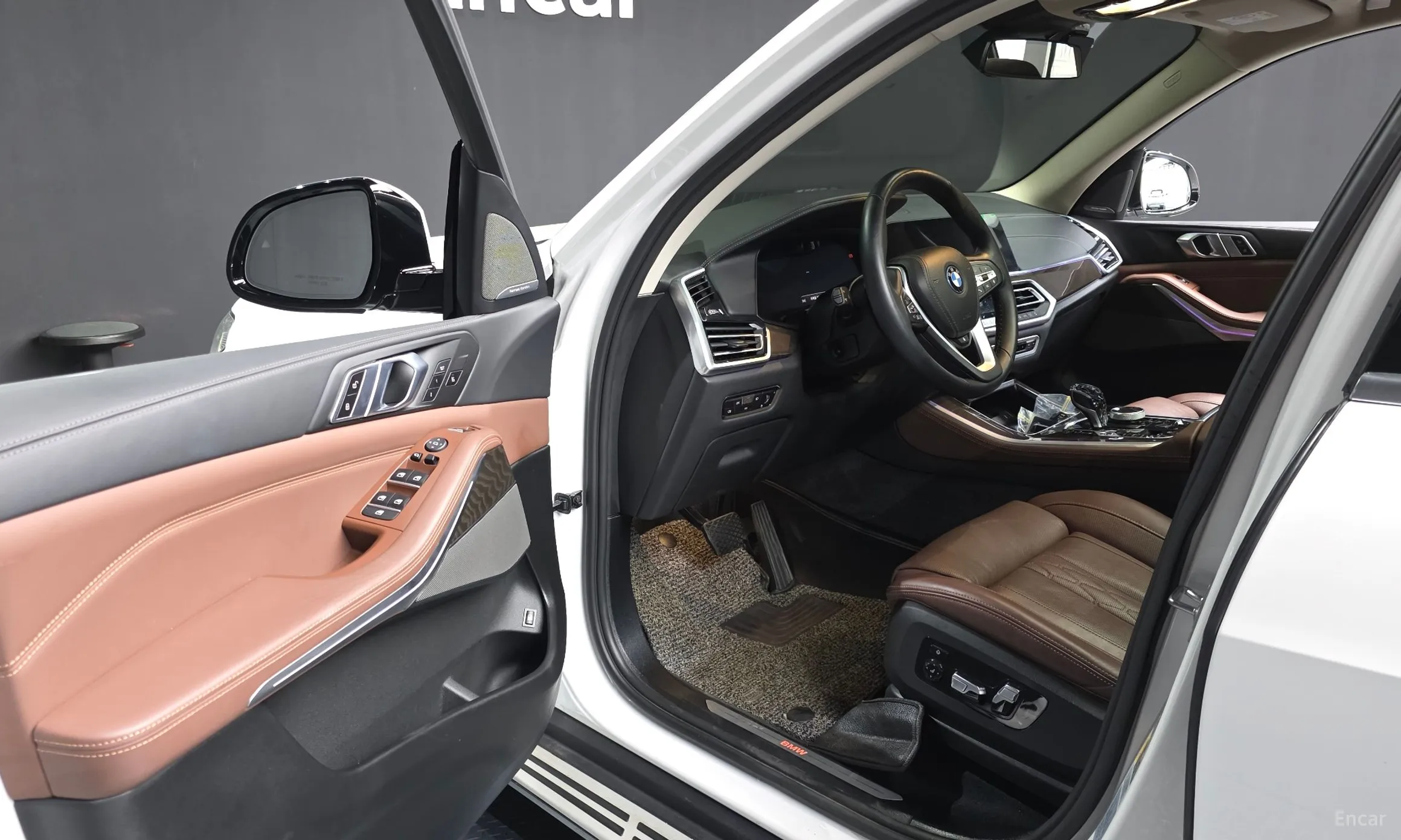 BMW X5 (G05) превью 10