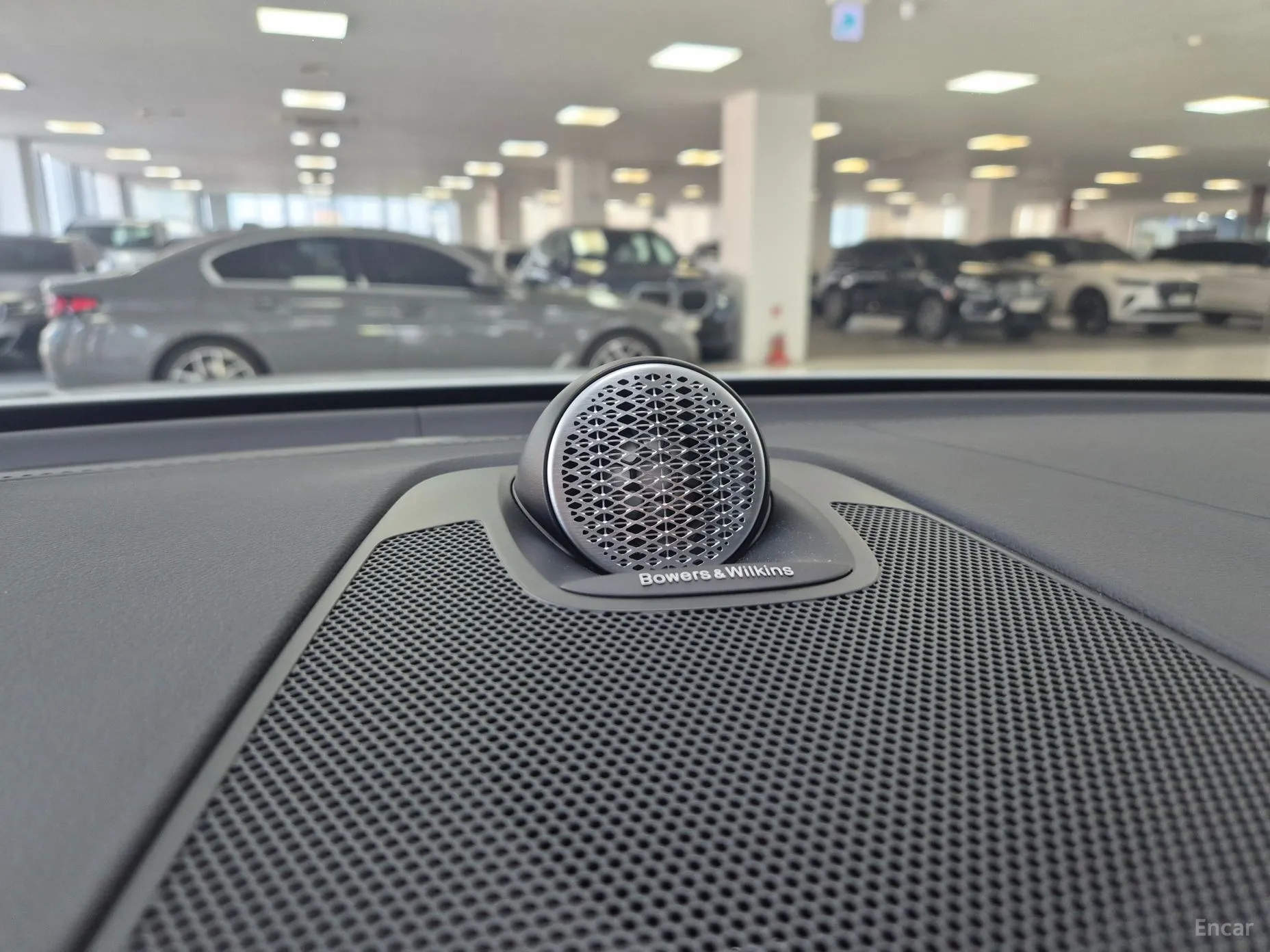 Volvo XC60 Gen 2 превью 12