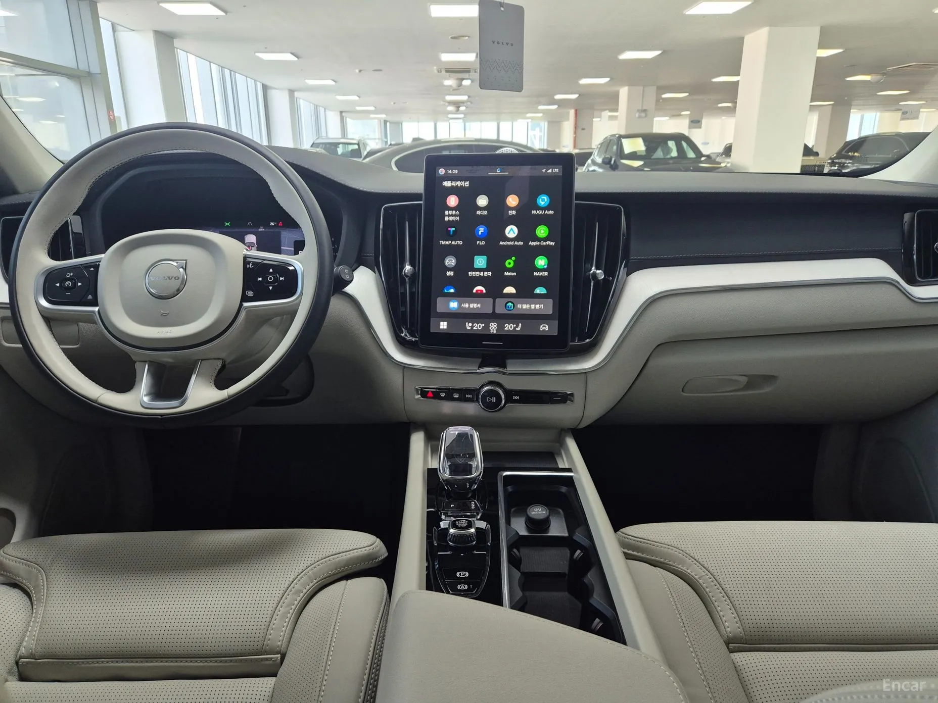 Volvo XC60 Gen 2 превью 16