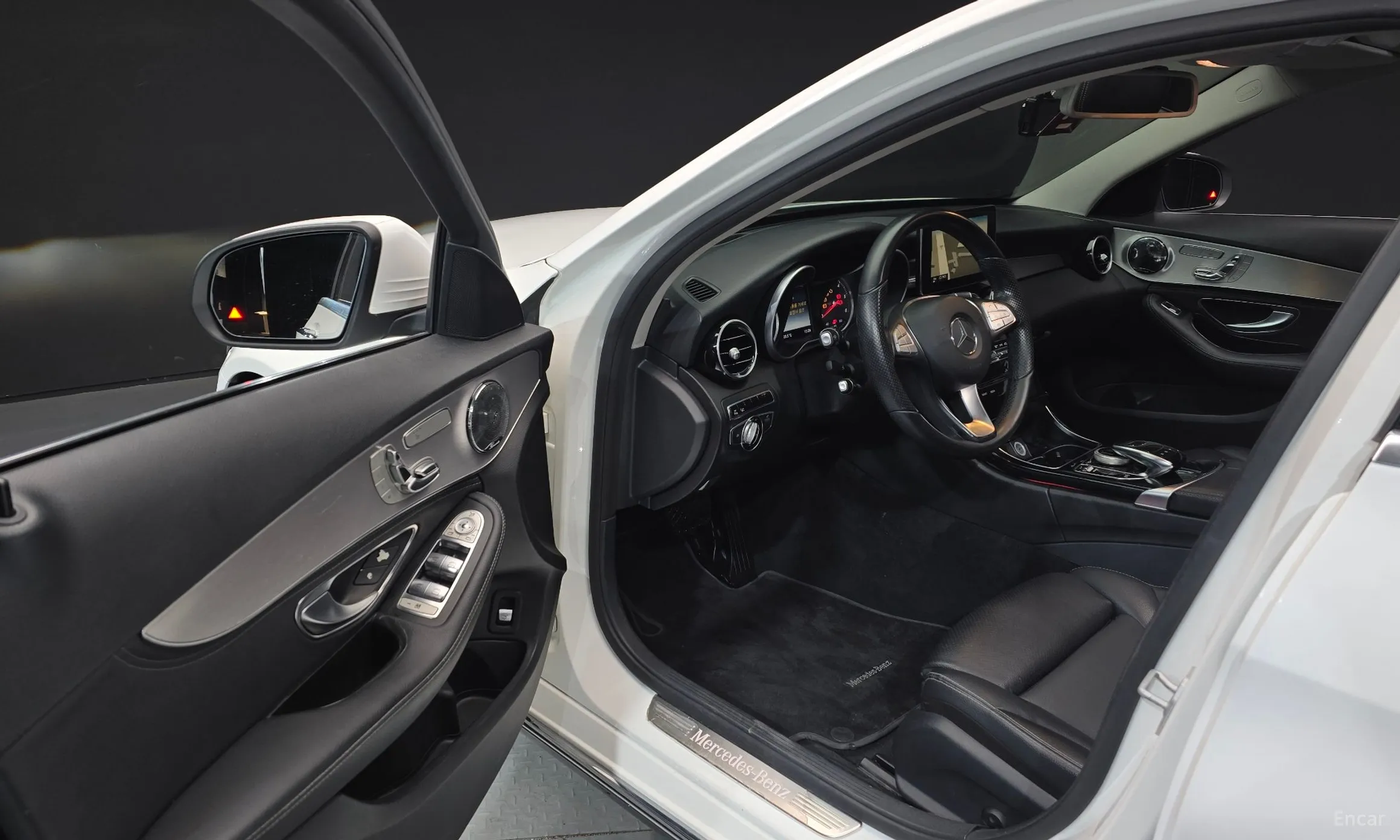 Mercedes Benz C-Class W205 превью 10