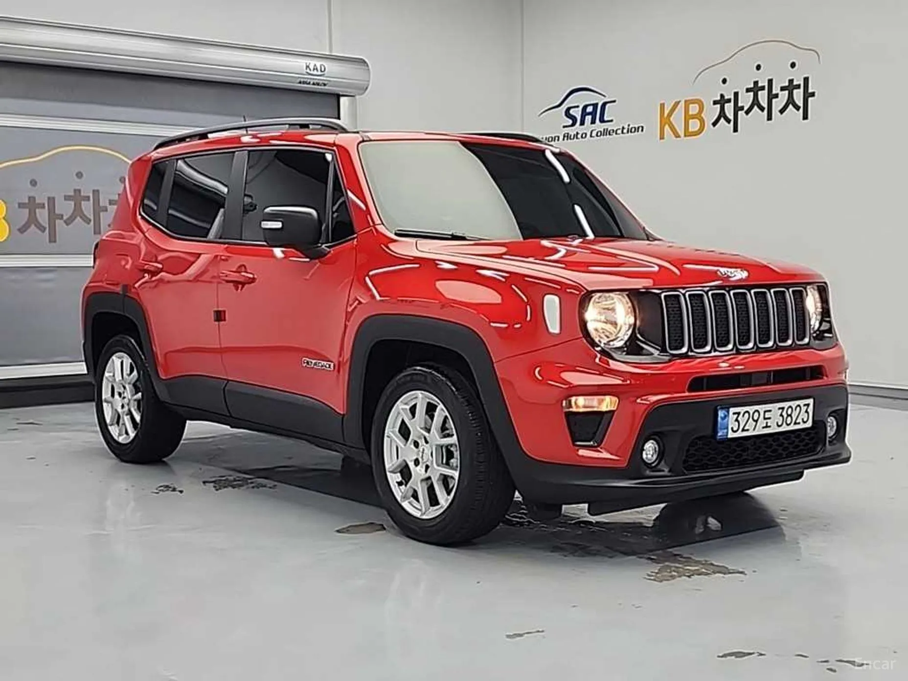 Jeep Renegade превью 4