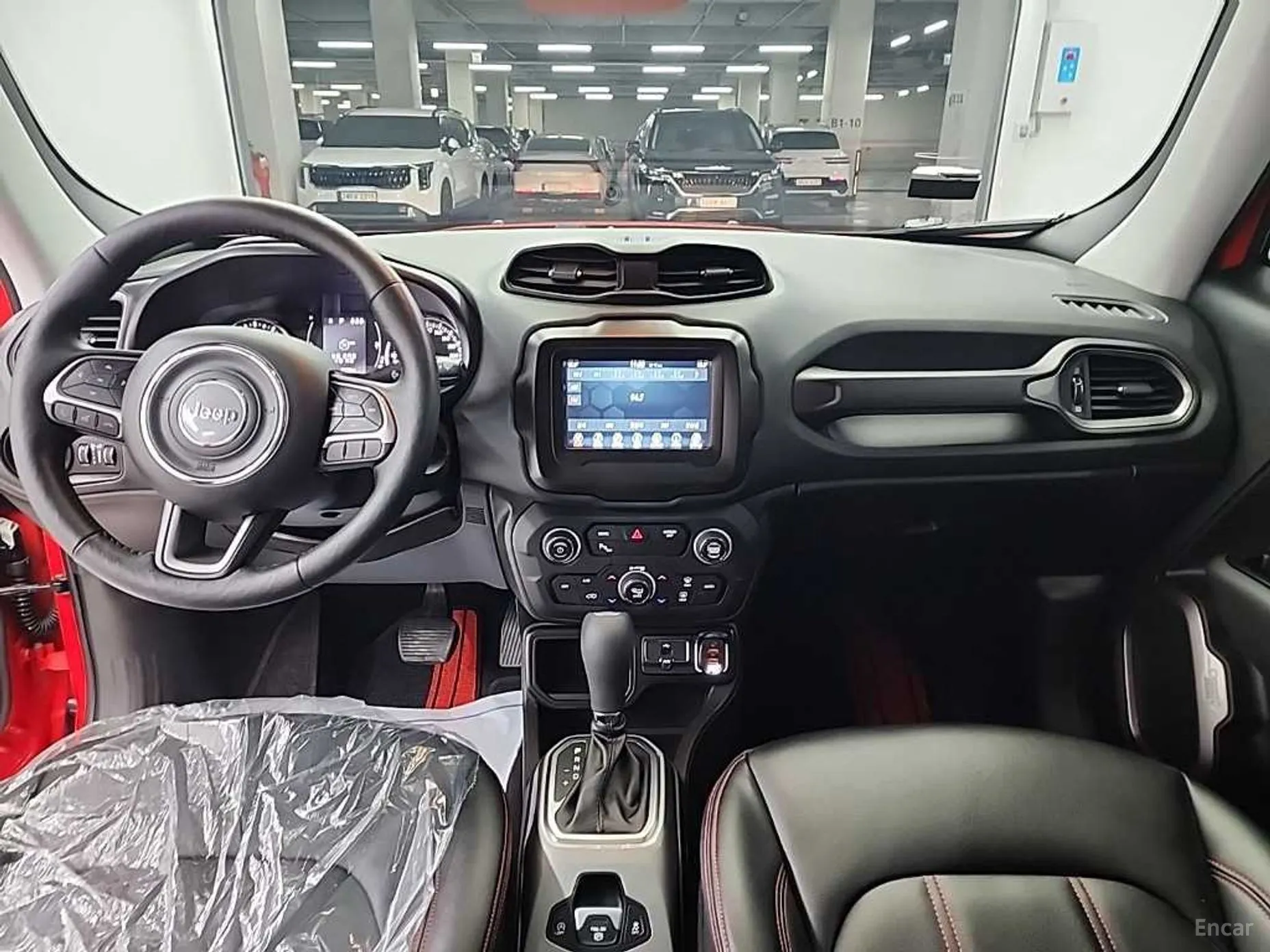 Jeep Renegade превью 7
