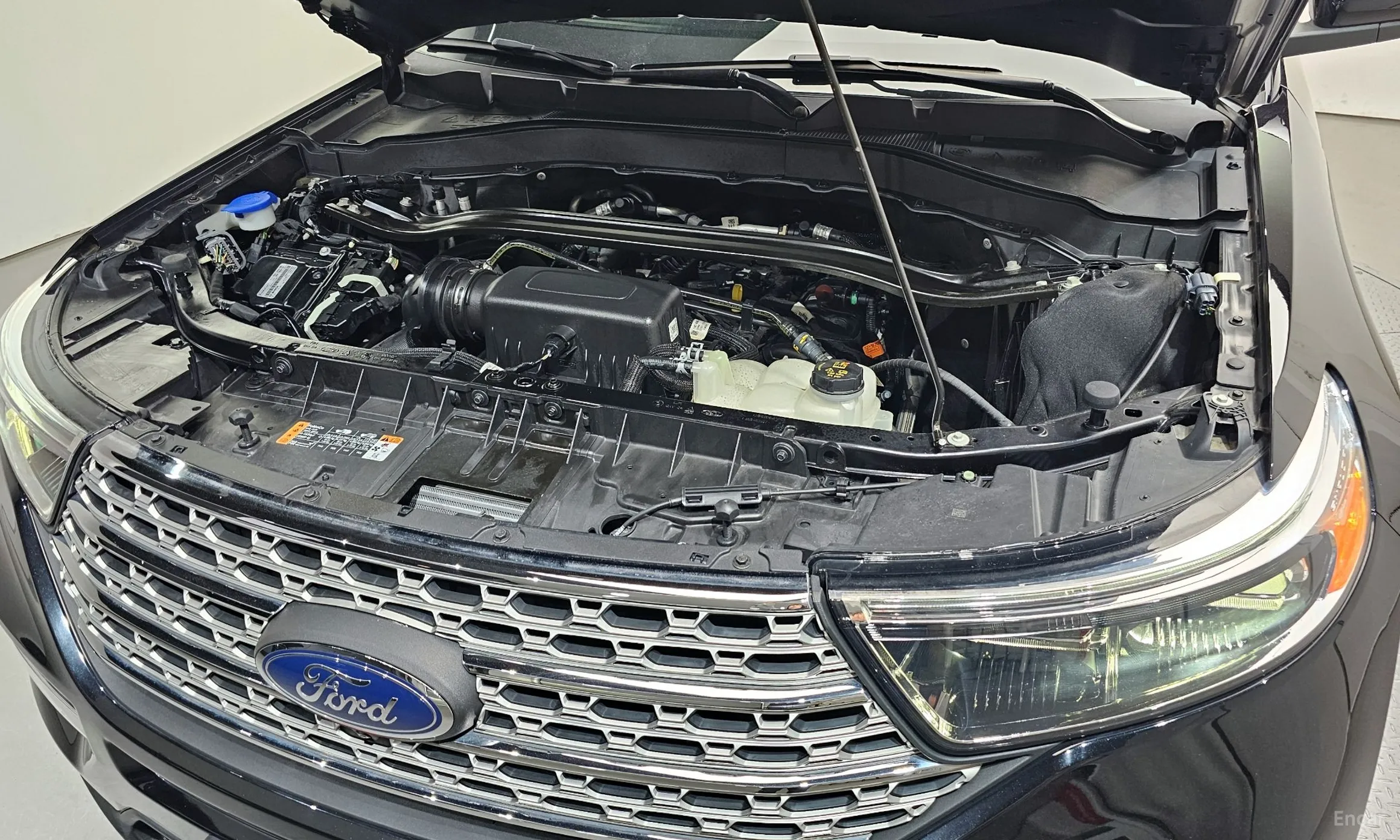 Ford Explorer 6th Generation превью 6
