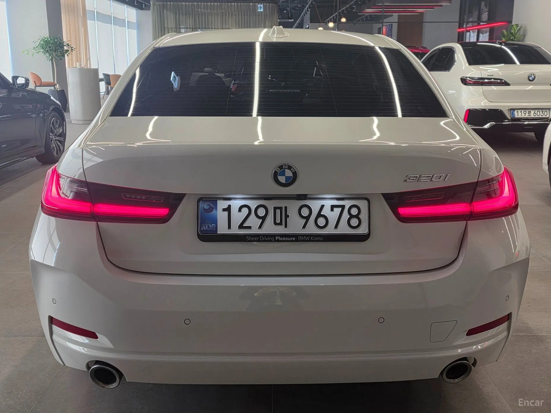BMW 3 Series (G20) превью 4