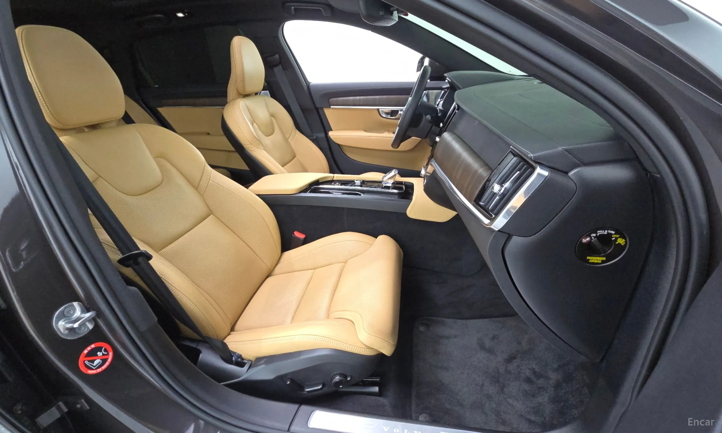 Volvo S90 превью 11