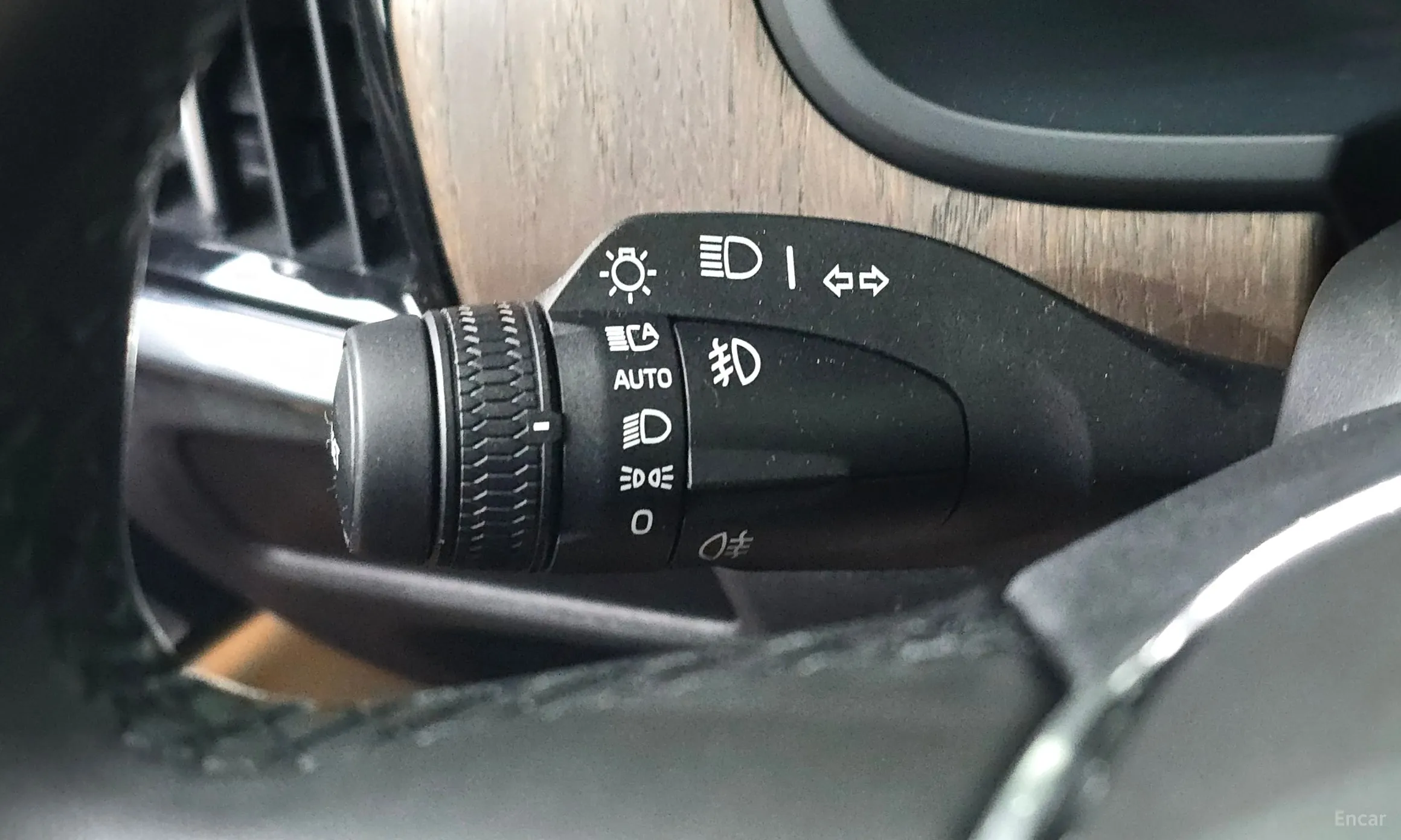 Volvo S90 превью 18