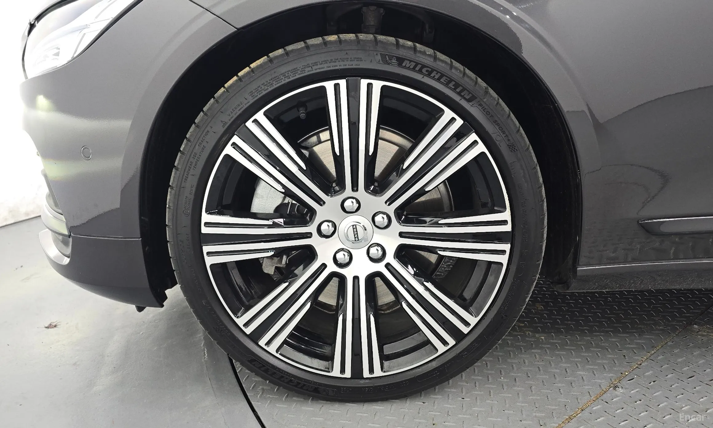 Volvo S90 превью 5