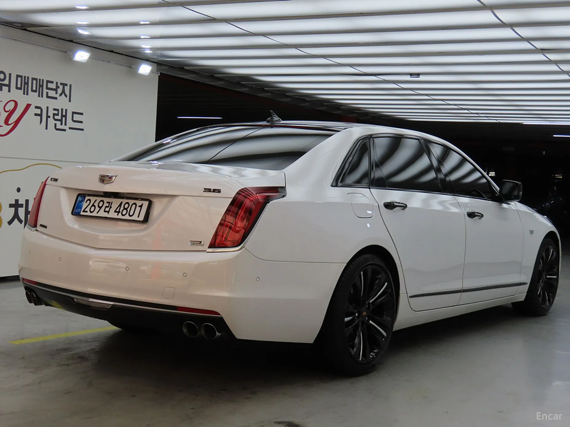 Cadillac CT6 превью 4