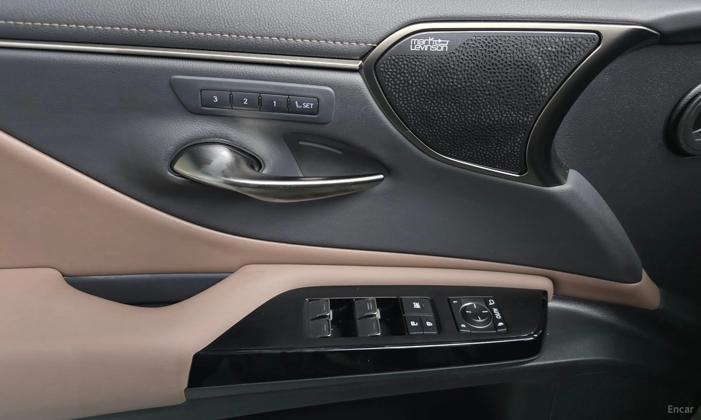 Lexus ES300h 7th Generation превью 13