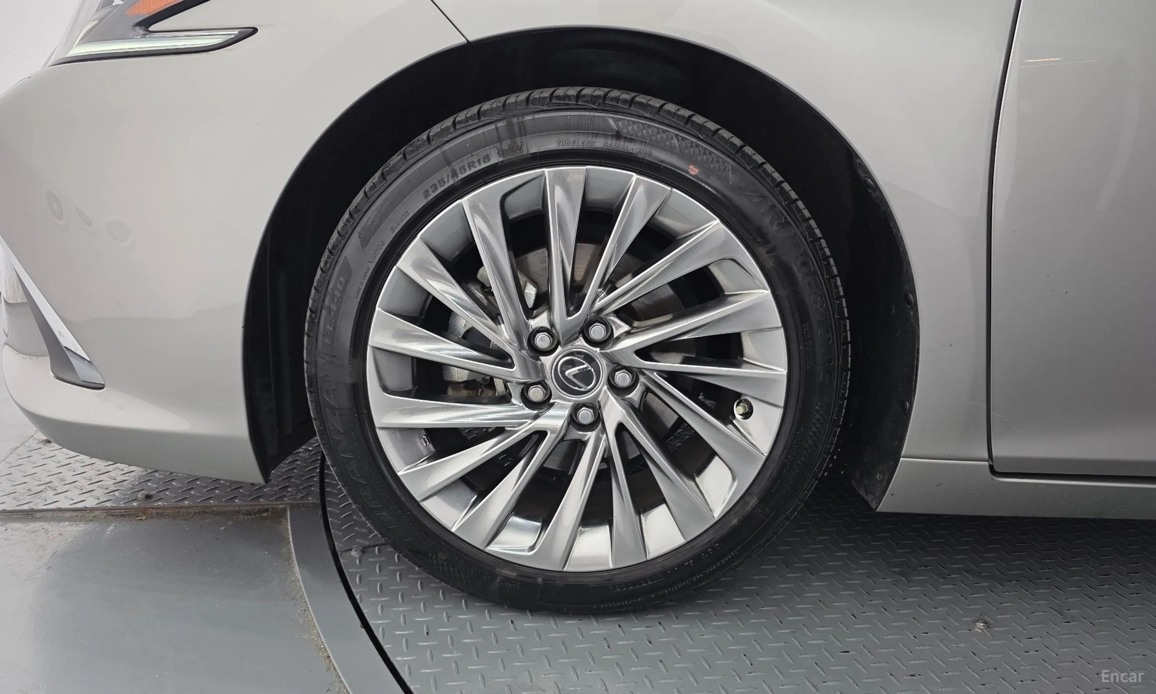Lexus ES300h 7th Generation превью 5