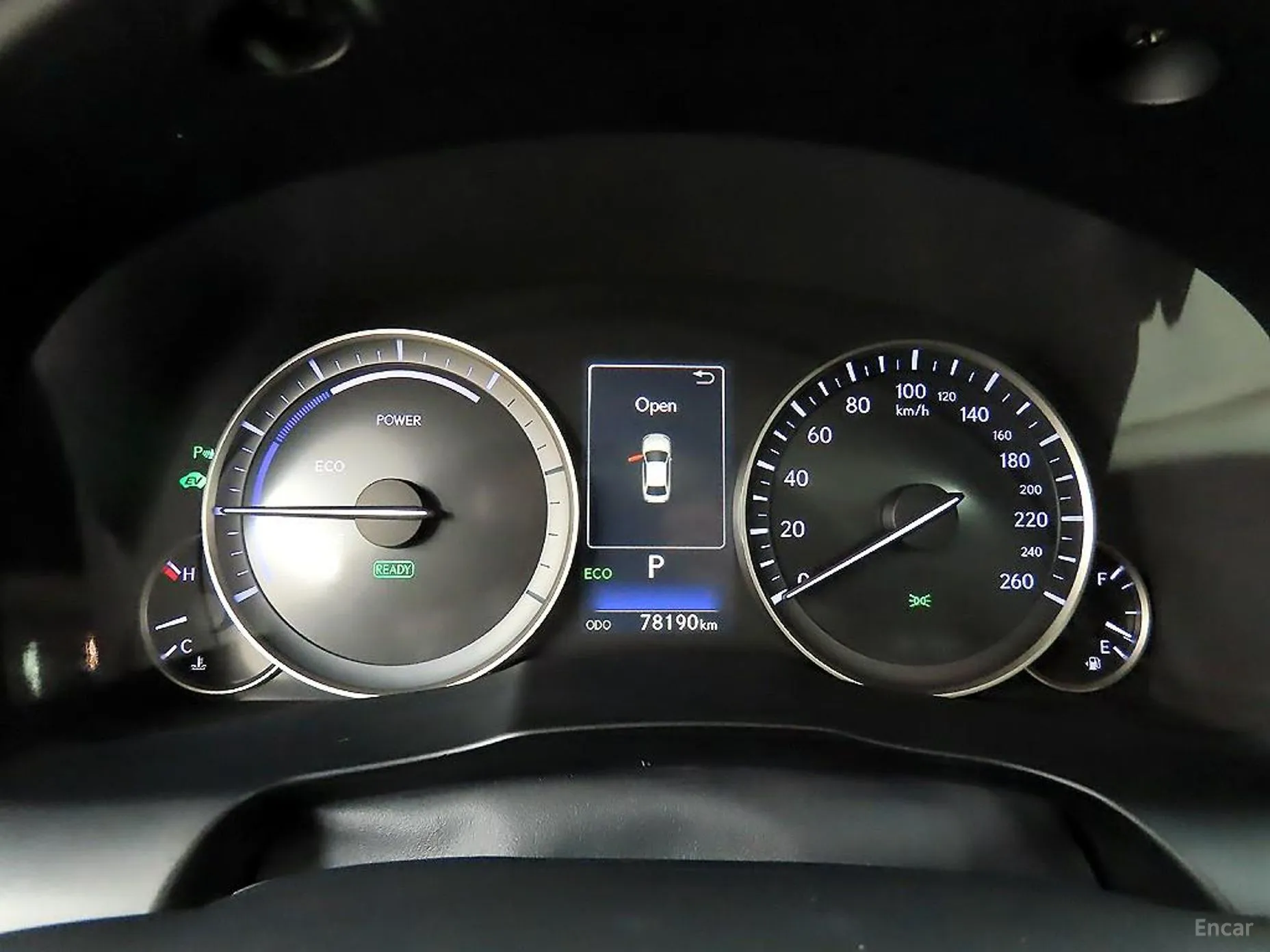 Lexus New ES300h превью 11
