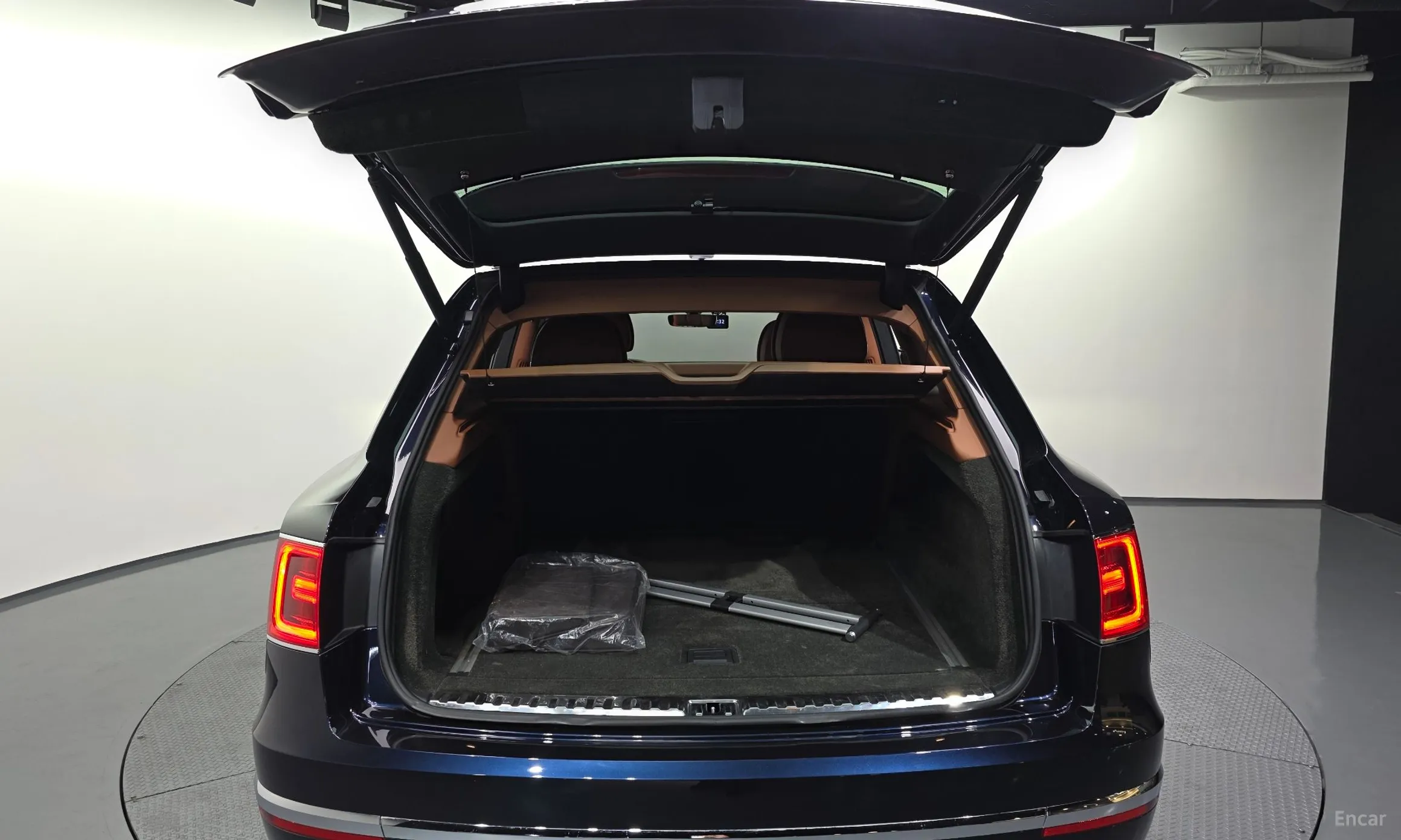 Bentley Bentayga превью 20