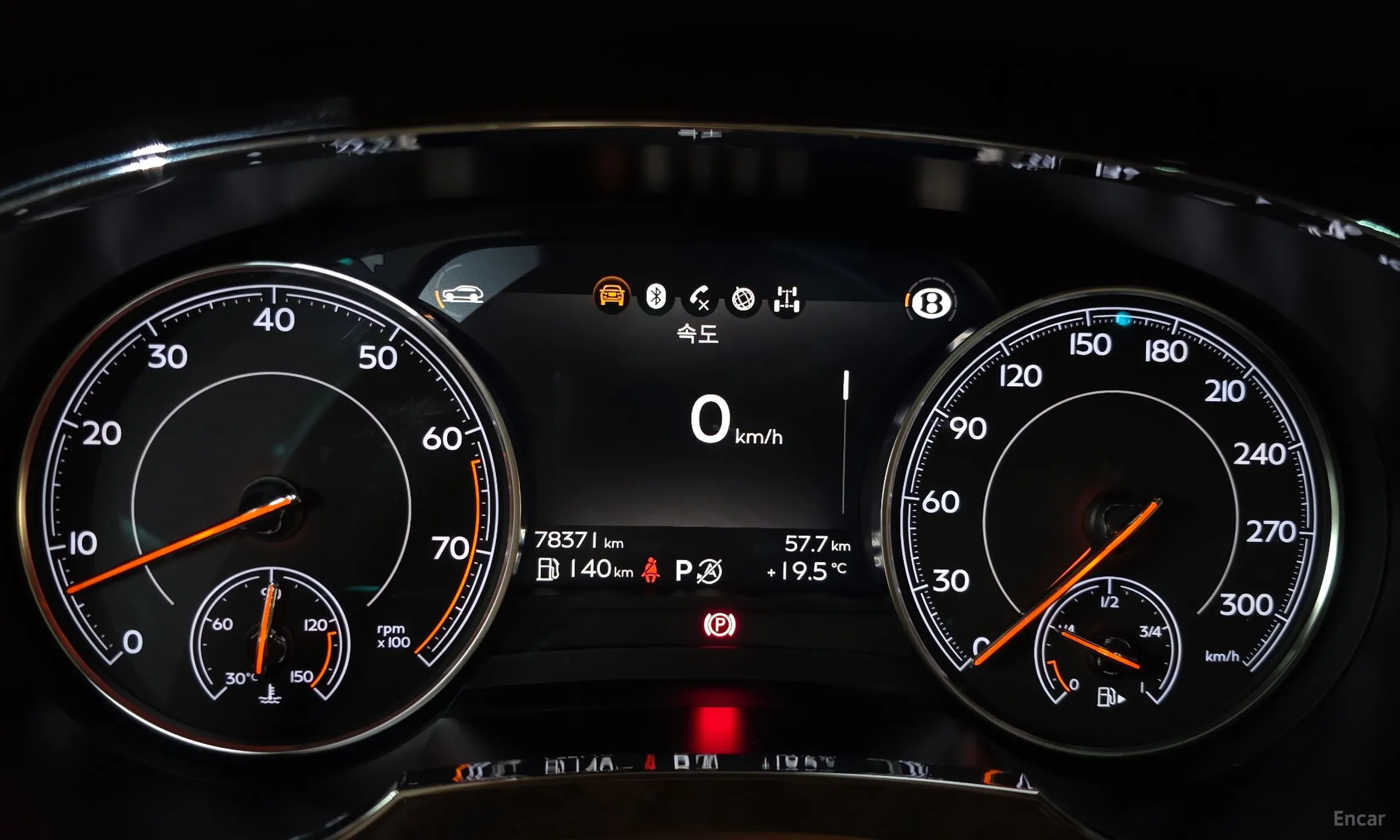 Bentley Bentayga превью 8