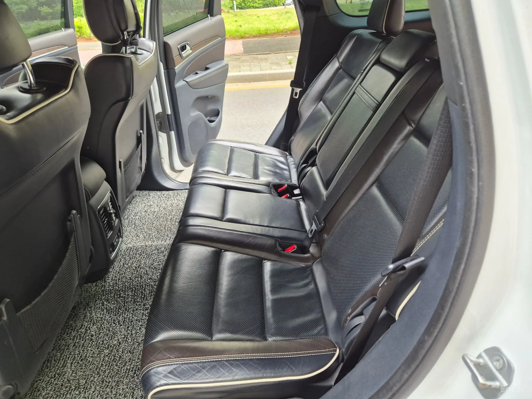 Jeep Grand Cherokee превью 11