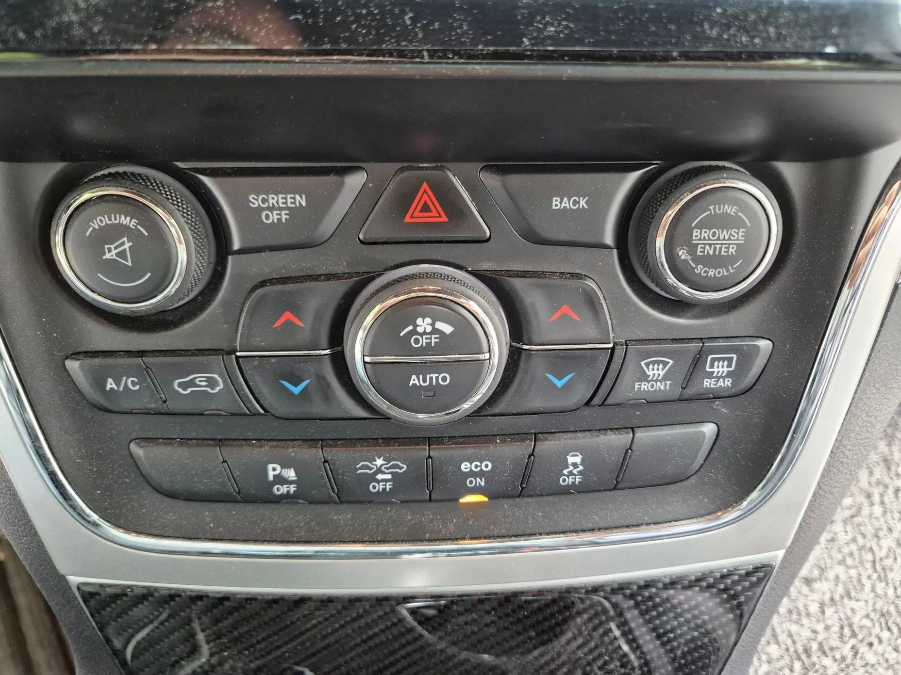 Jeep Grand Cherokee превью 14