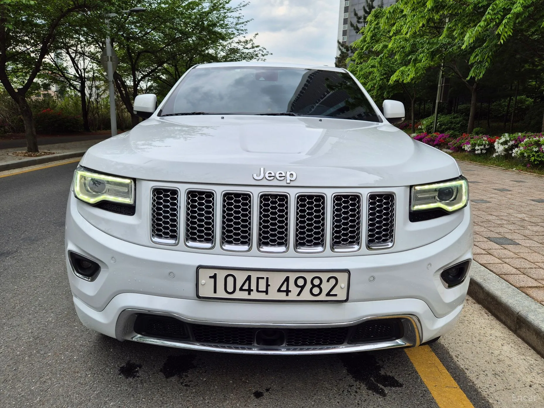 Jeep Grand Cherokee превью 2