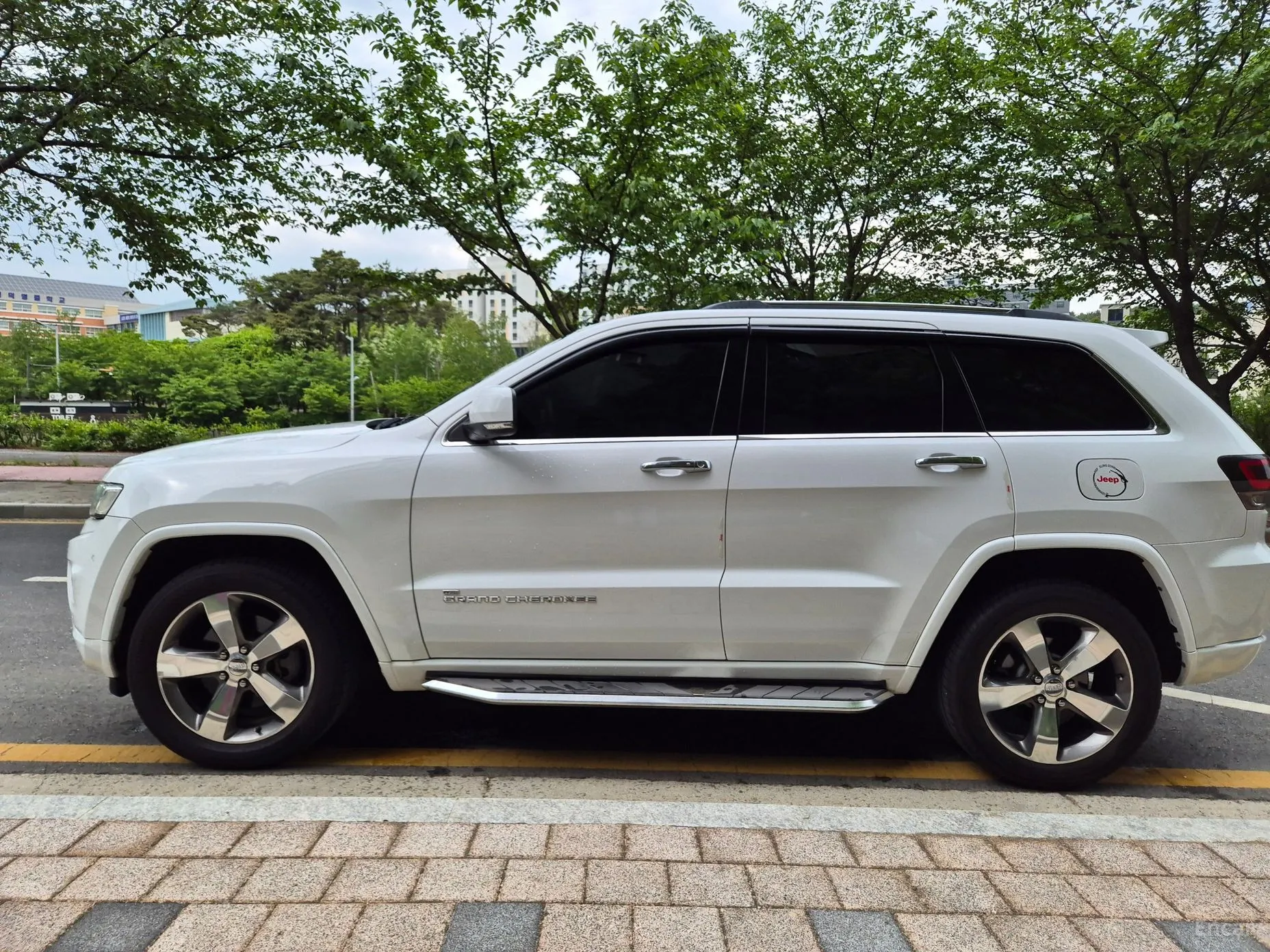 Jeep Grand Cherokee превью 3
