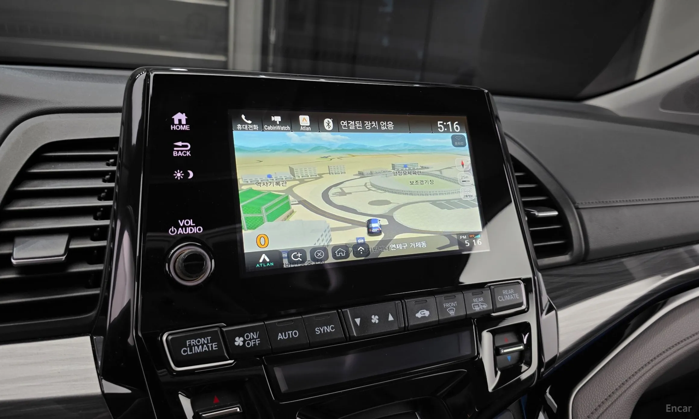 Honda Odyssey превью 14