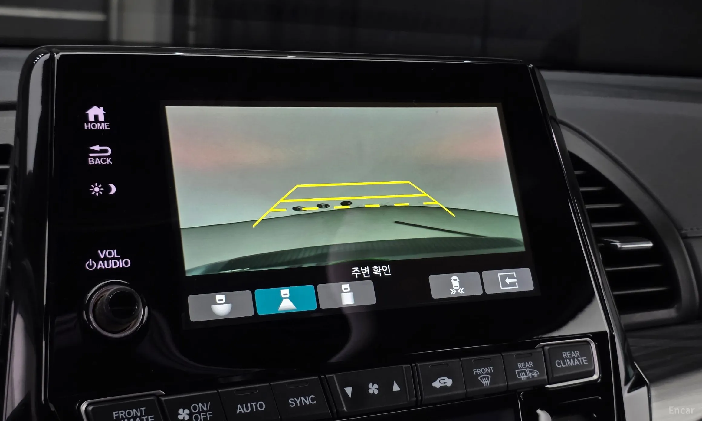 Honda Odyssey превью 15