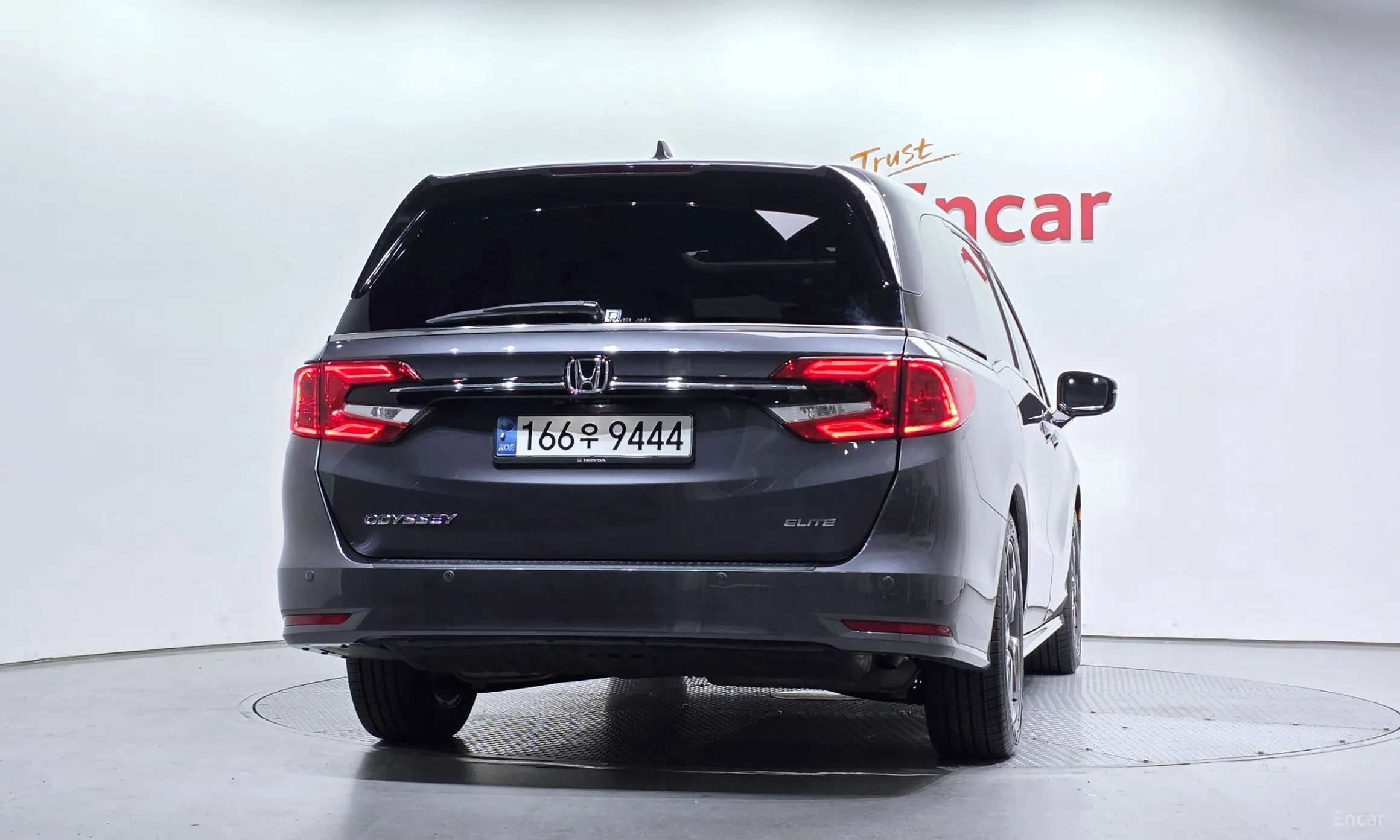 Honda Odyssey превью 4