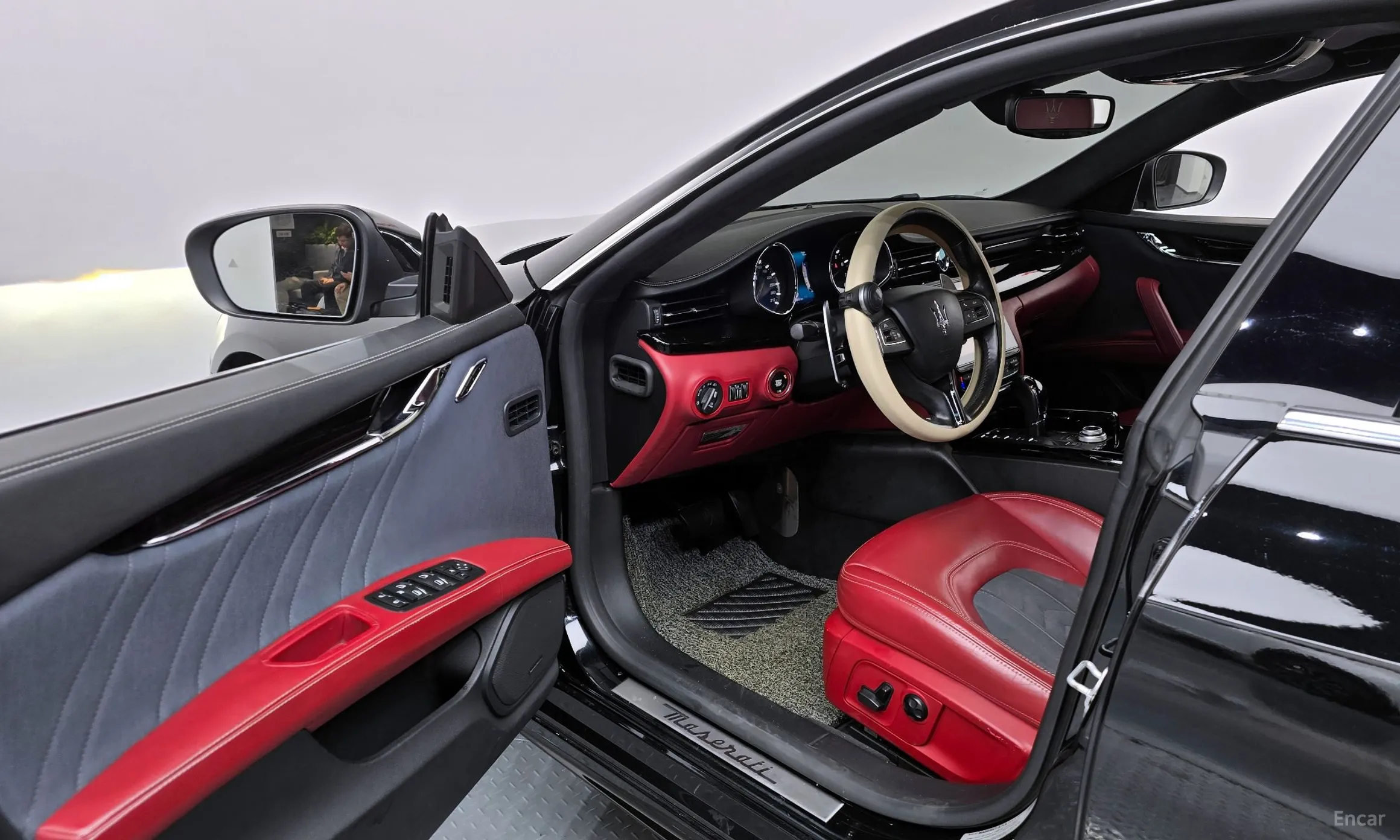 Maserati Quattroporte превью 10