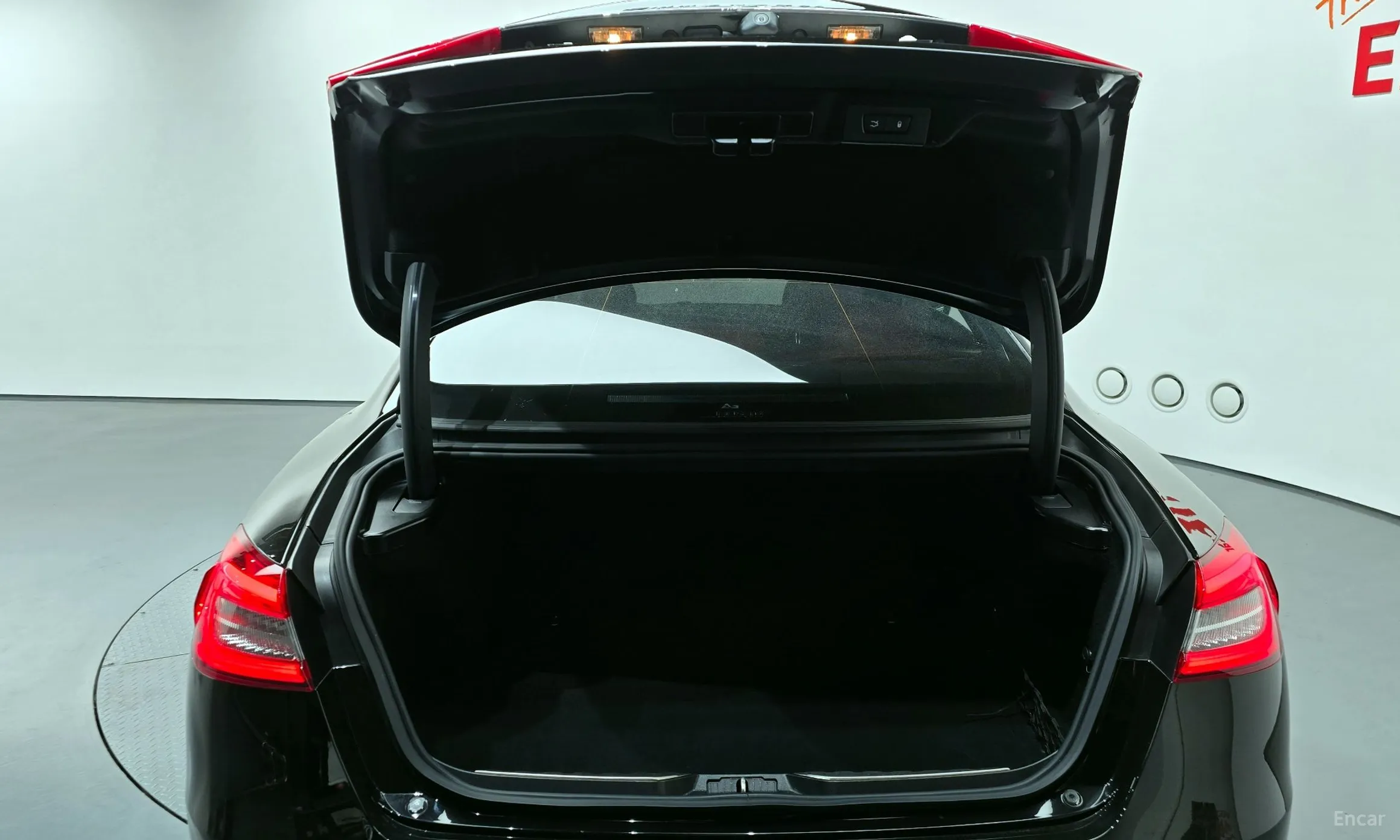 Maserati Quattroporte превью 19