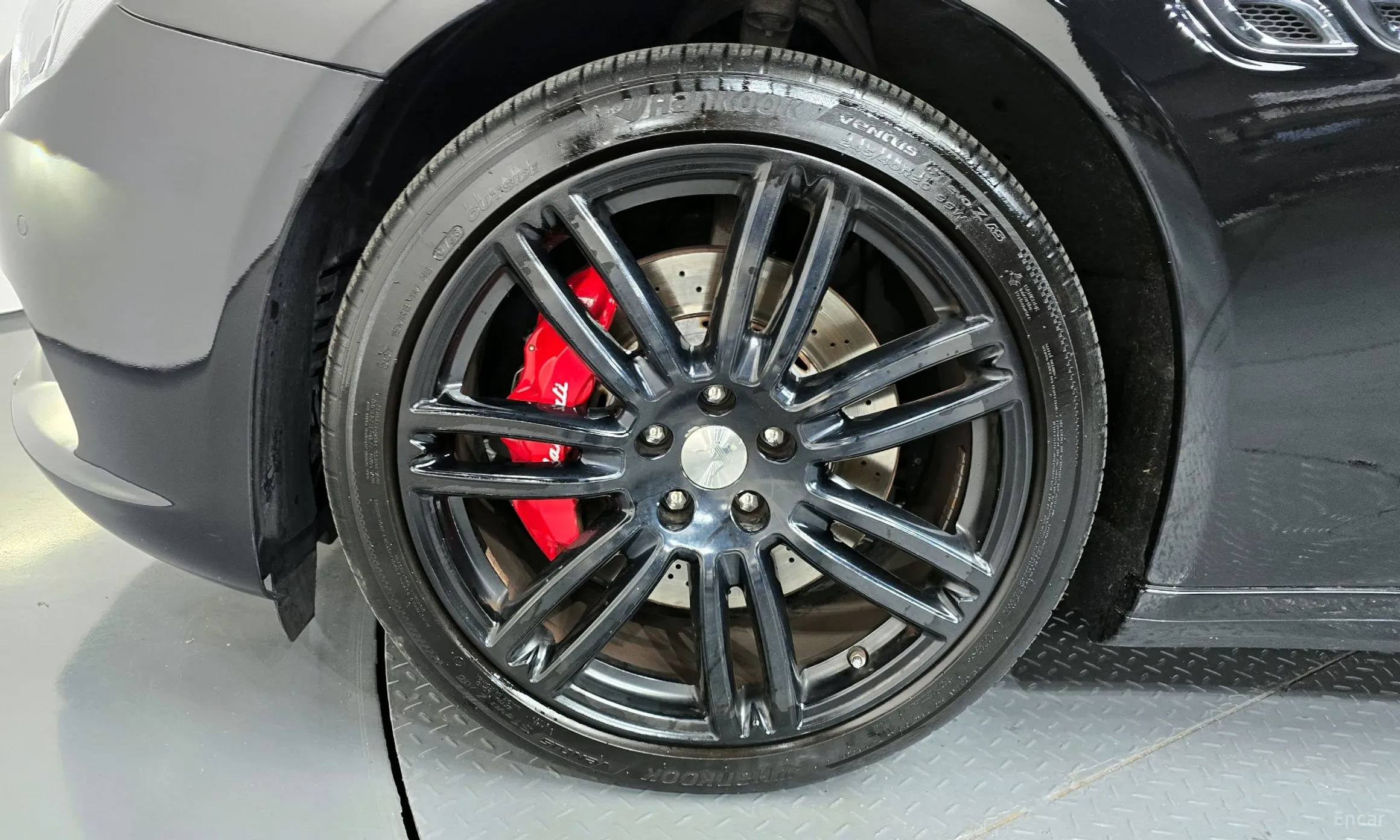 Maserati Quattroporte превью 5